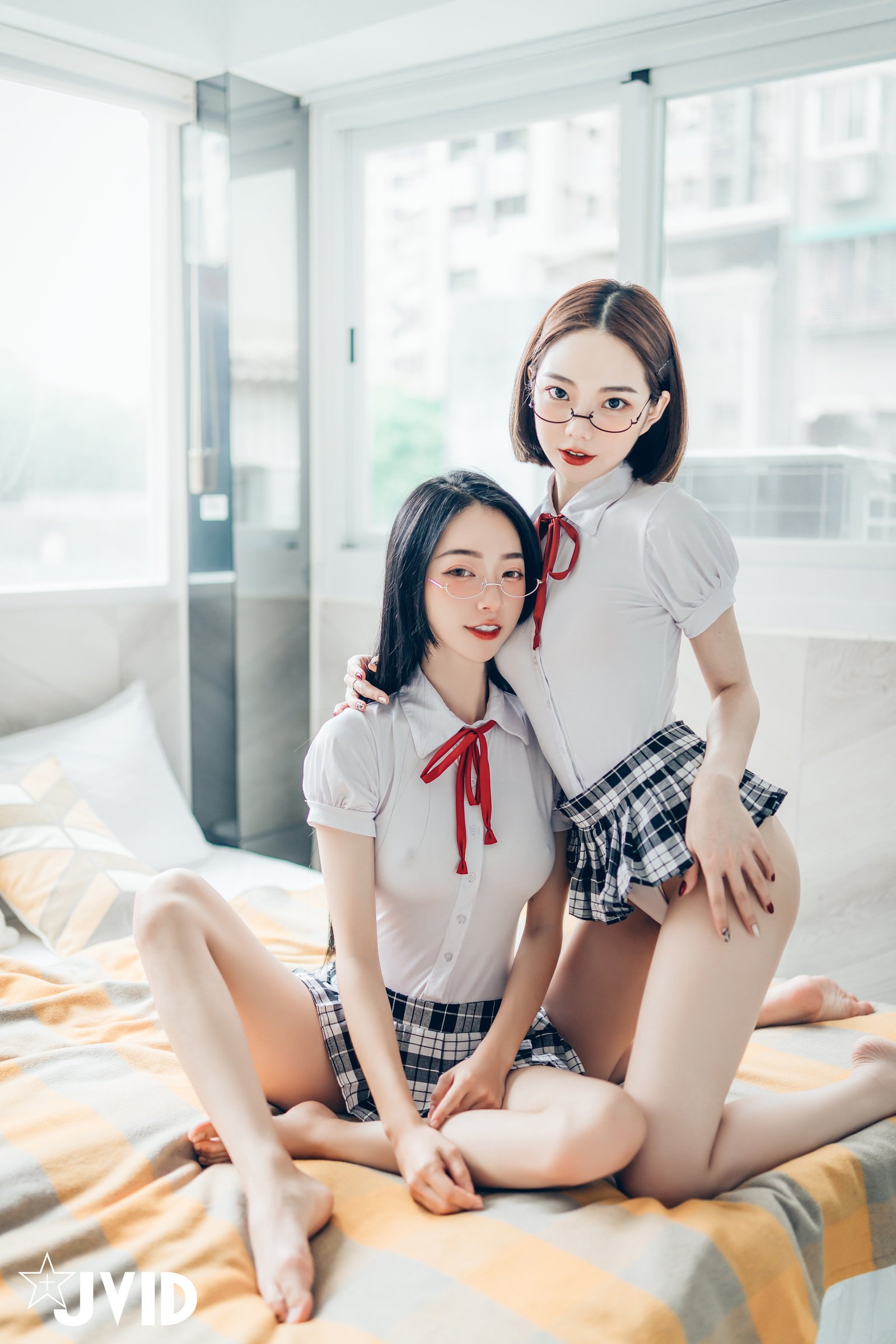 เปียว เปียว+ชูชู0526 -ใช้เวลาวันวาเลนไทน์กับพี่น้องเทพี (P)
