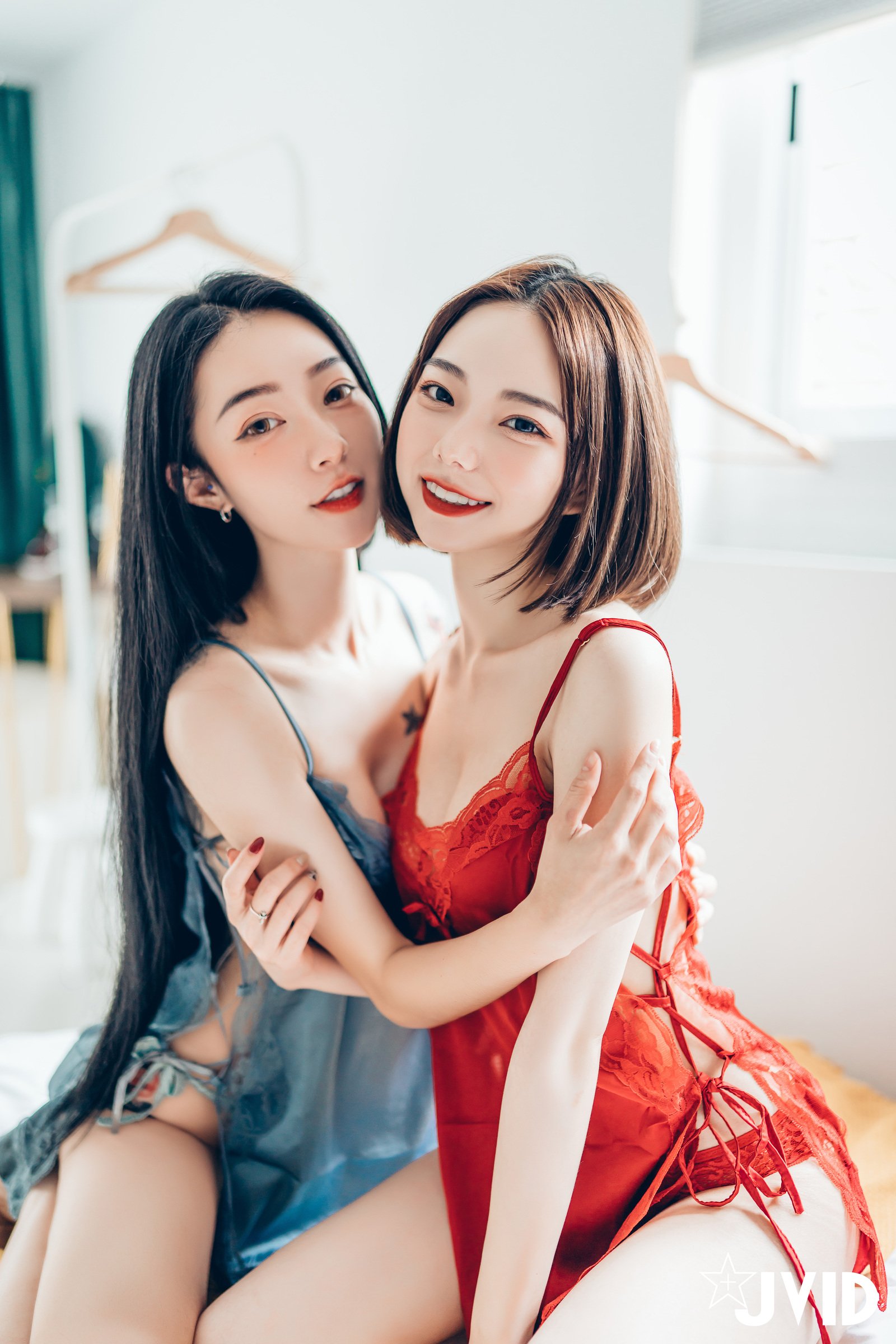 เปียว เปียว+ชูชู0526 -ใช้เวลาวันวาเลนไทน์กับพี่น้องเทพี (P)