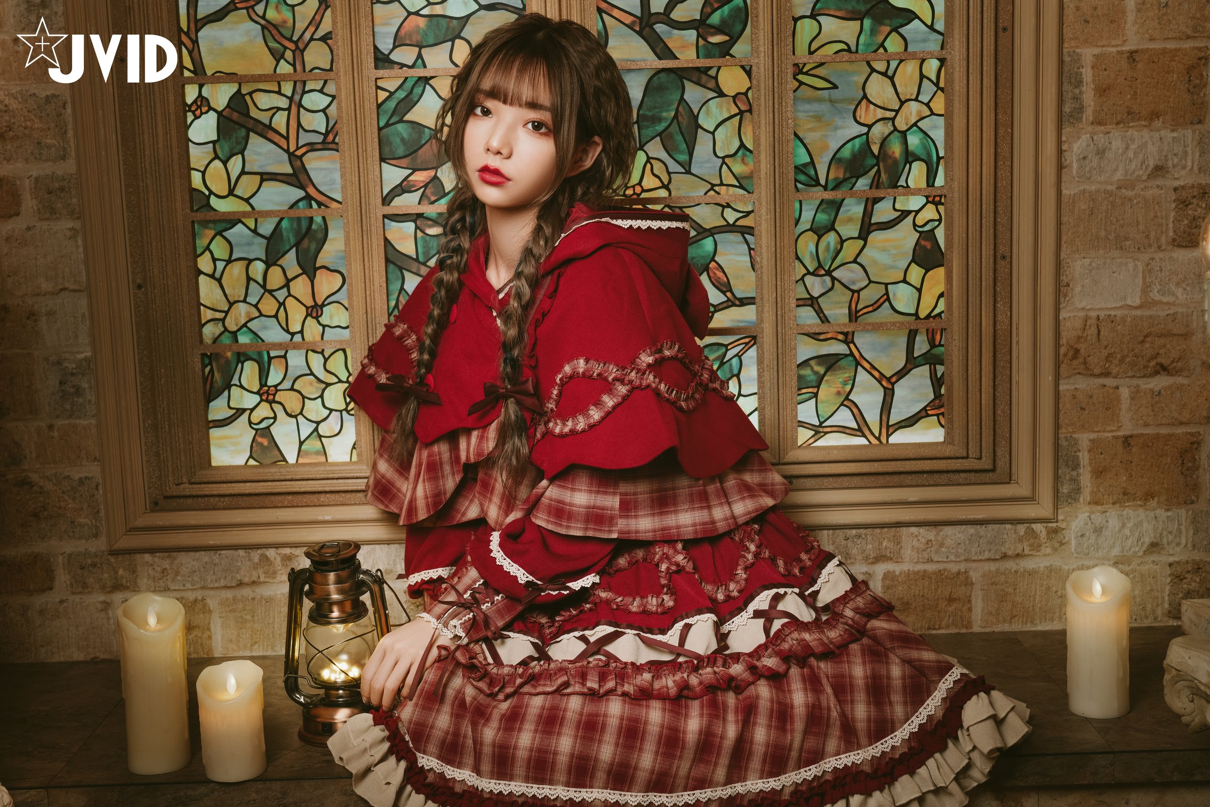 Jiu Jiu Little Princess: Red Riding Hood Seducing the Wolf (P)