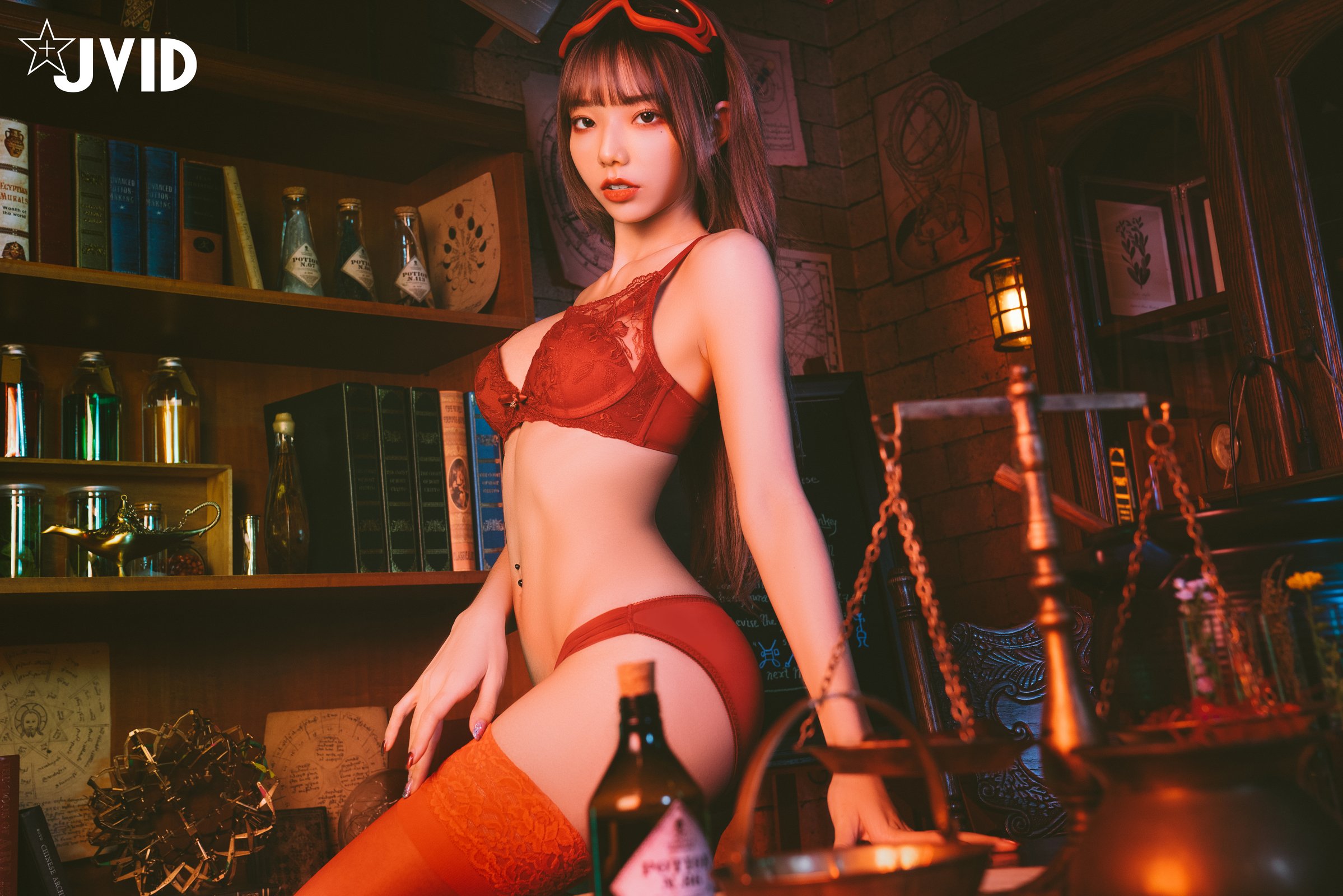 Jiu Jiu Little Princess: Red Riding Hood Seducing the Wolf (P)