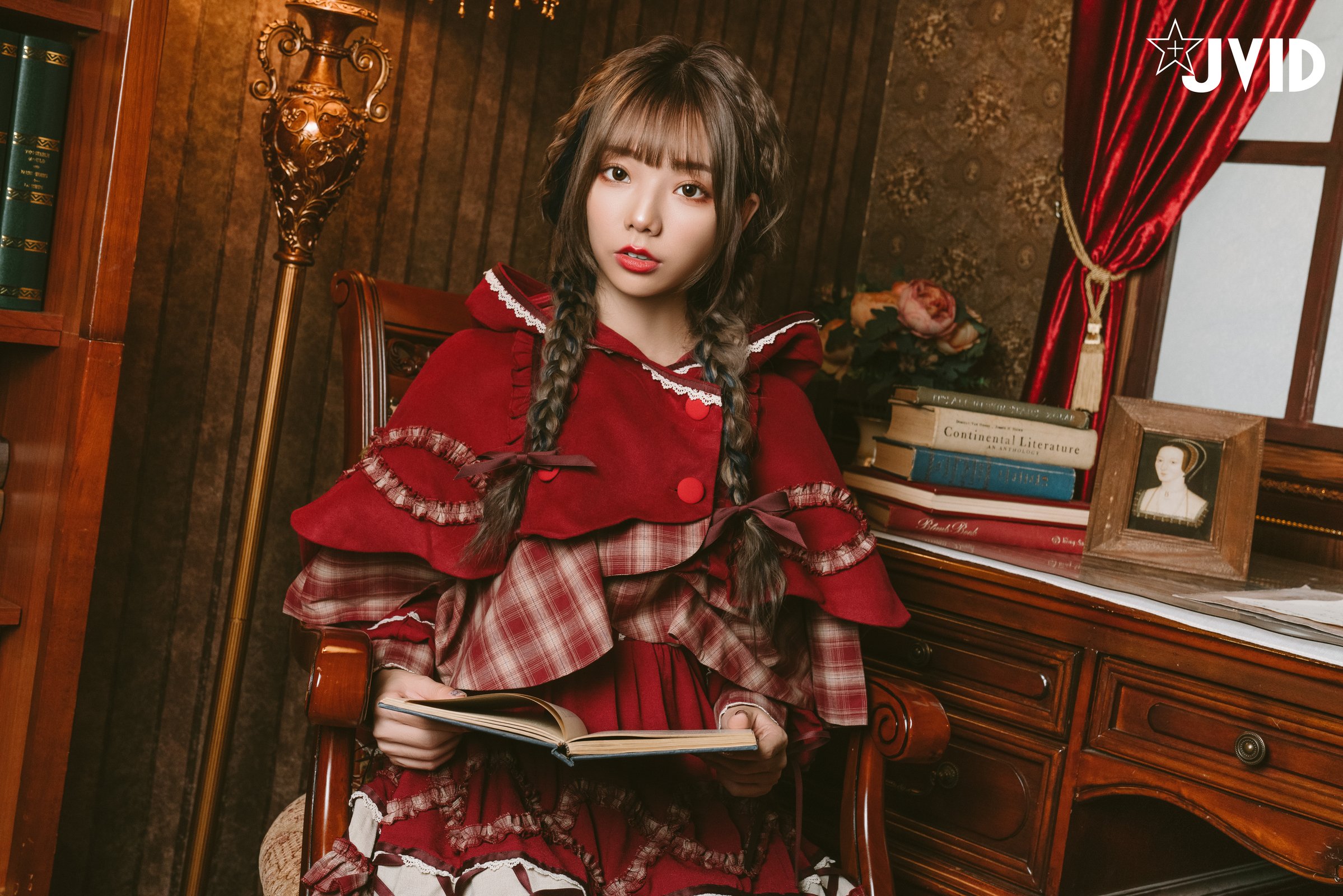 Jiu Jiu Little Princess: Red Riding Hood Seducing the Wolf (P)