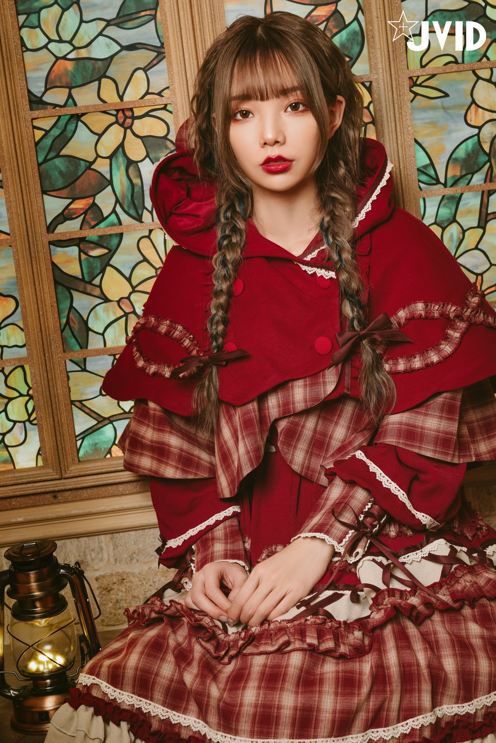 Jiu Jiu Little Princess: Red Riding Hood Seducing the Wolf (P)