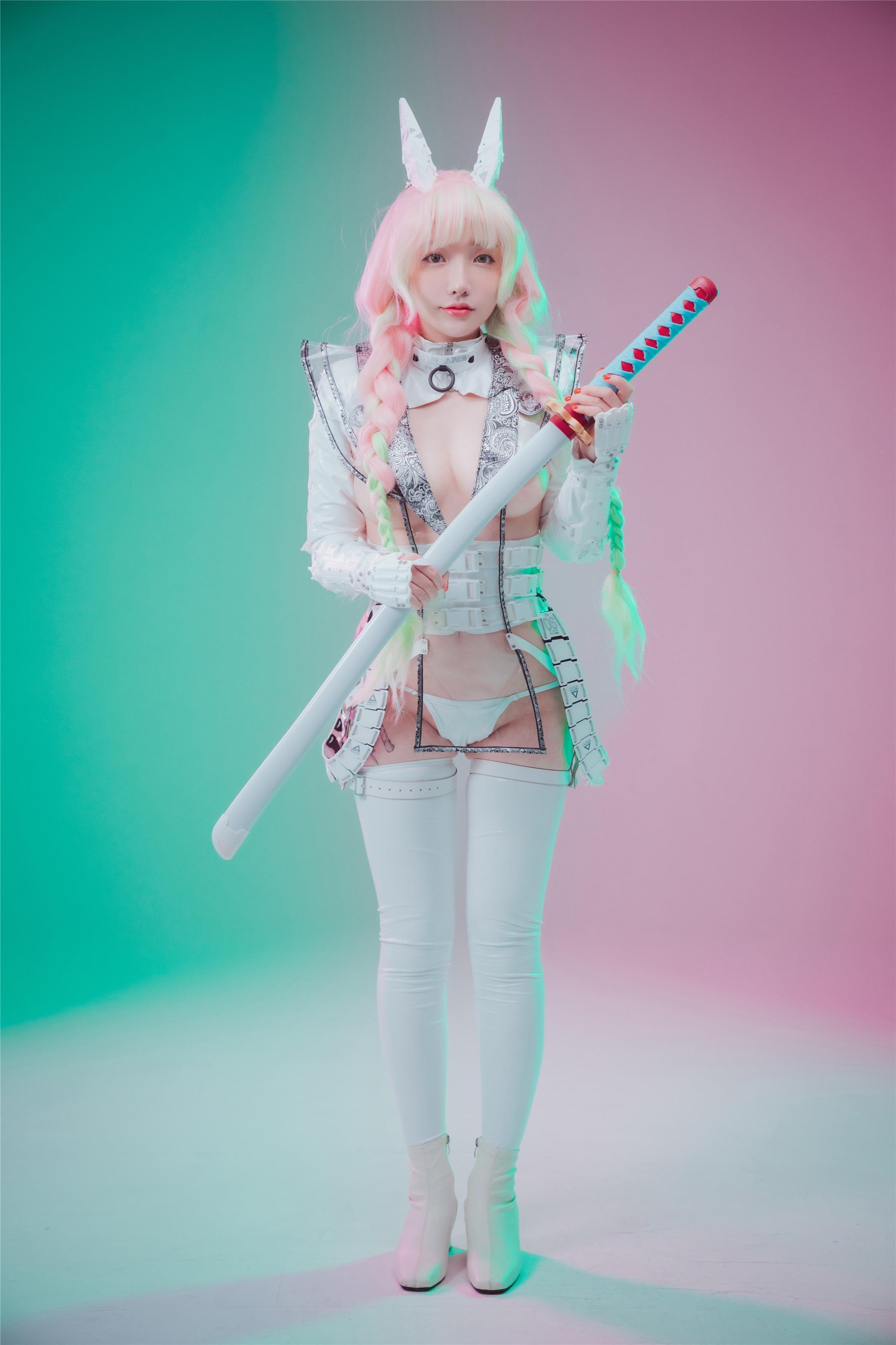 DJAWA Photo - Son Ye-Eun - Cyber Hunter Mitsuri 105P