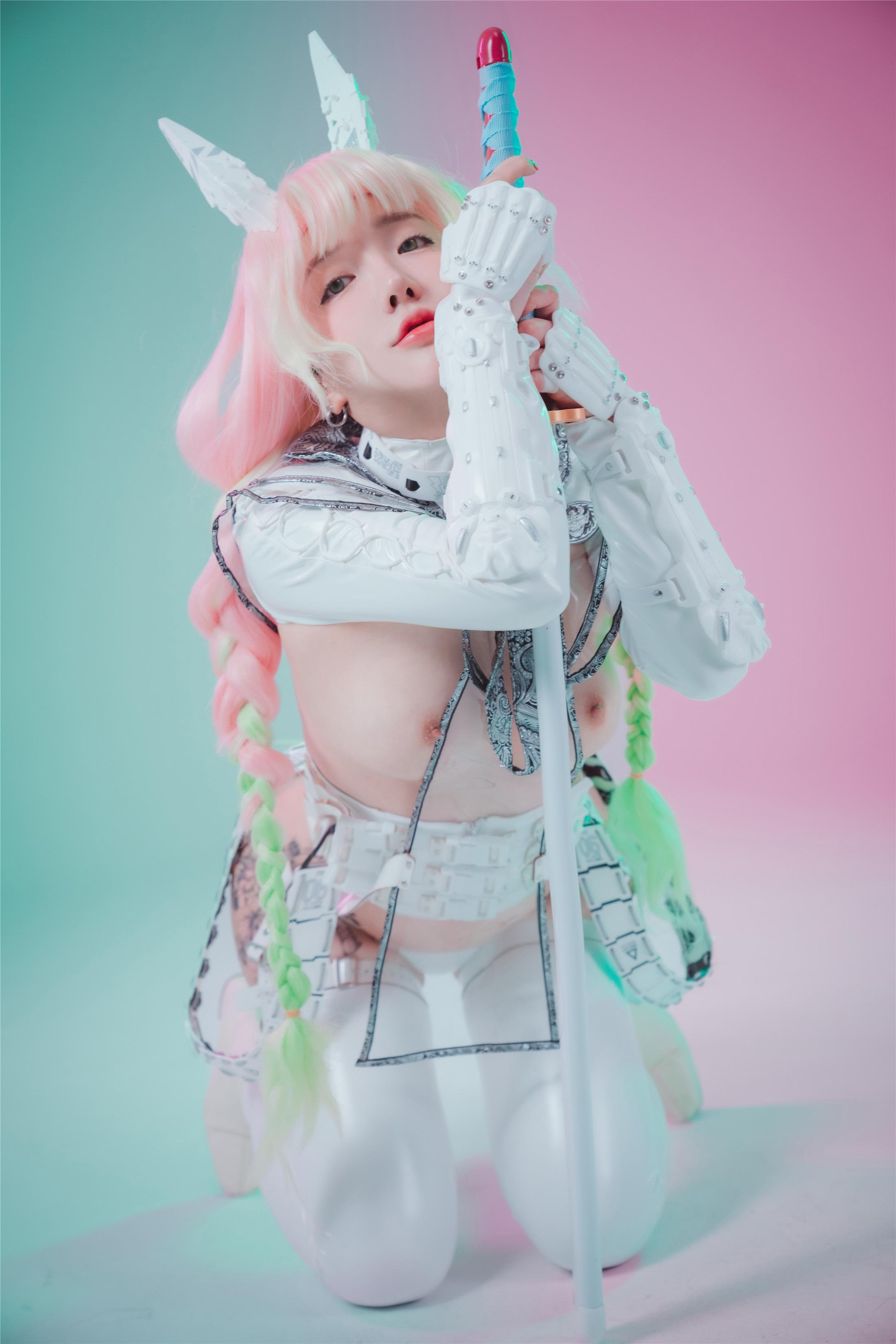 DJAWA Photo - Son Ye-Eun - Cyber Hunter Mitsuri 105P
