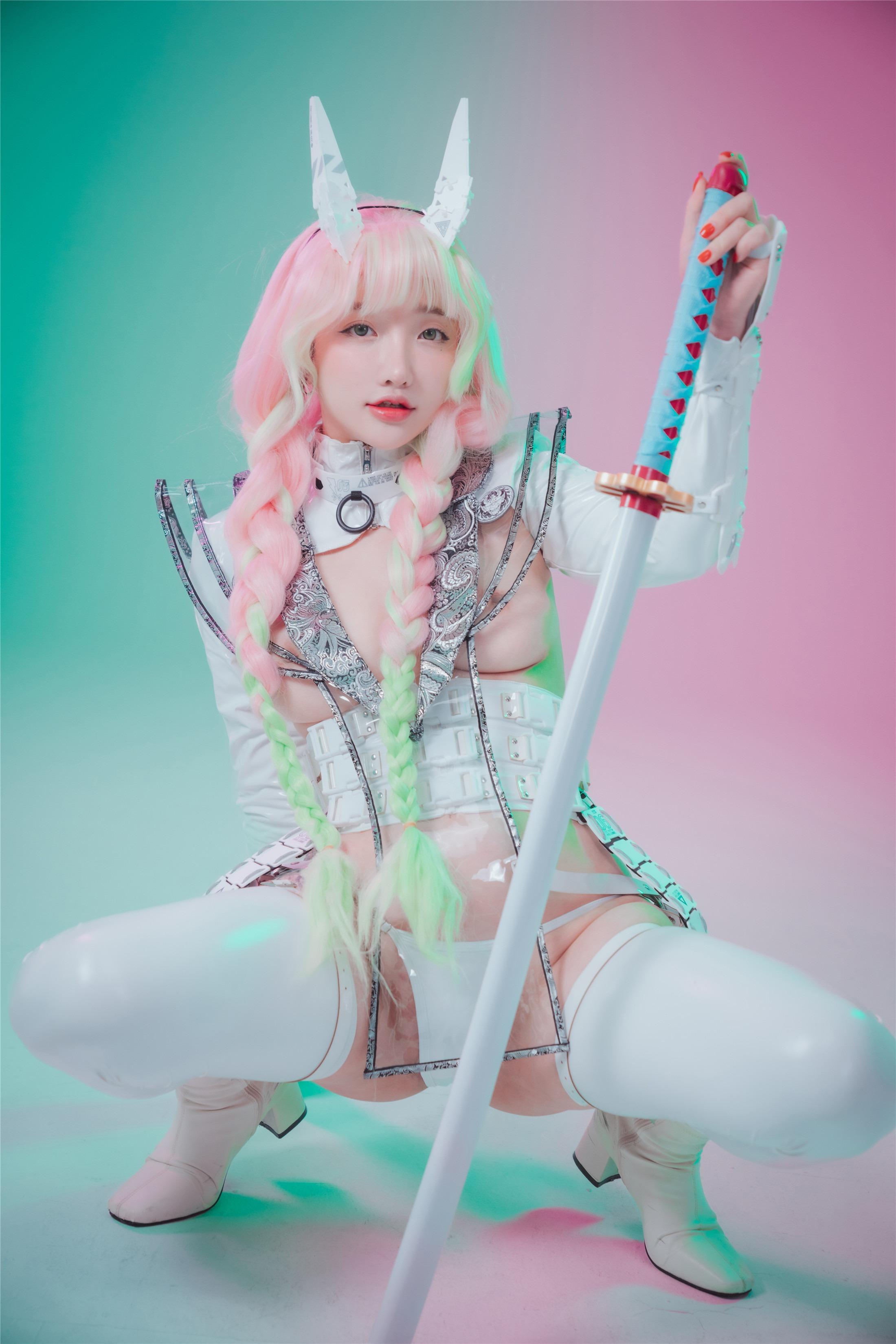 DJAWA Photo - Son Ye-Eun - Cyber Hunter Mitsuri 105P