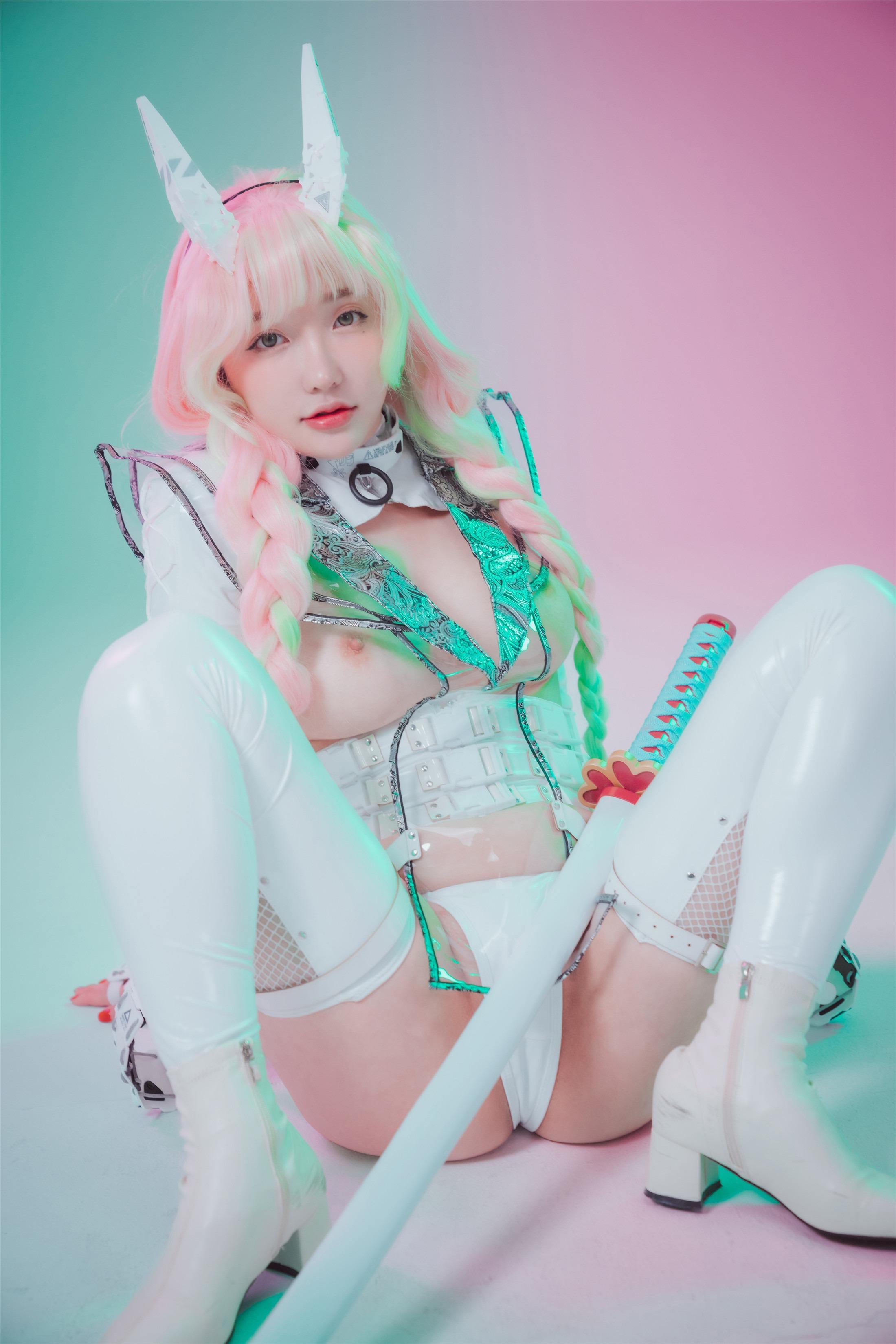DJAWA Photo - Son Ye-Eun - Cyber Hunter Mitsuri 105P