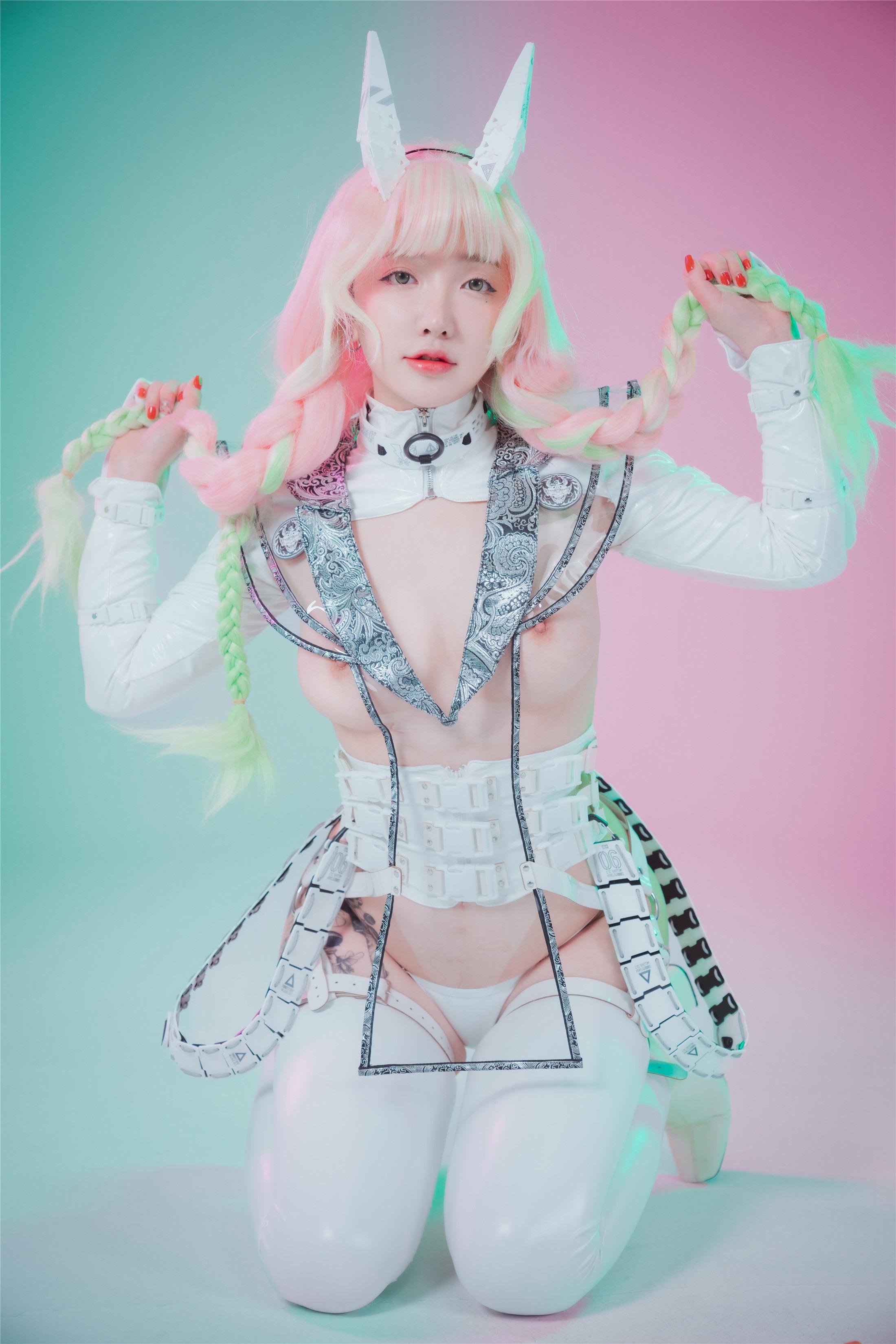 DJAWA Photo - Son Ye-Eun - Cyber Hunter Mitsuri 105P