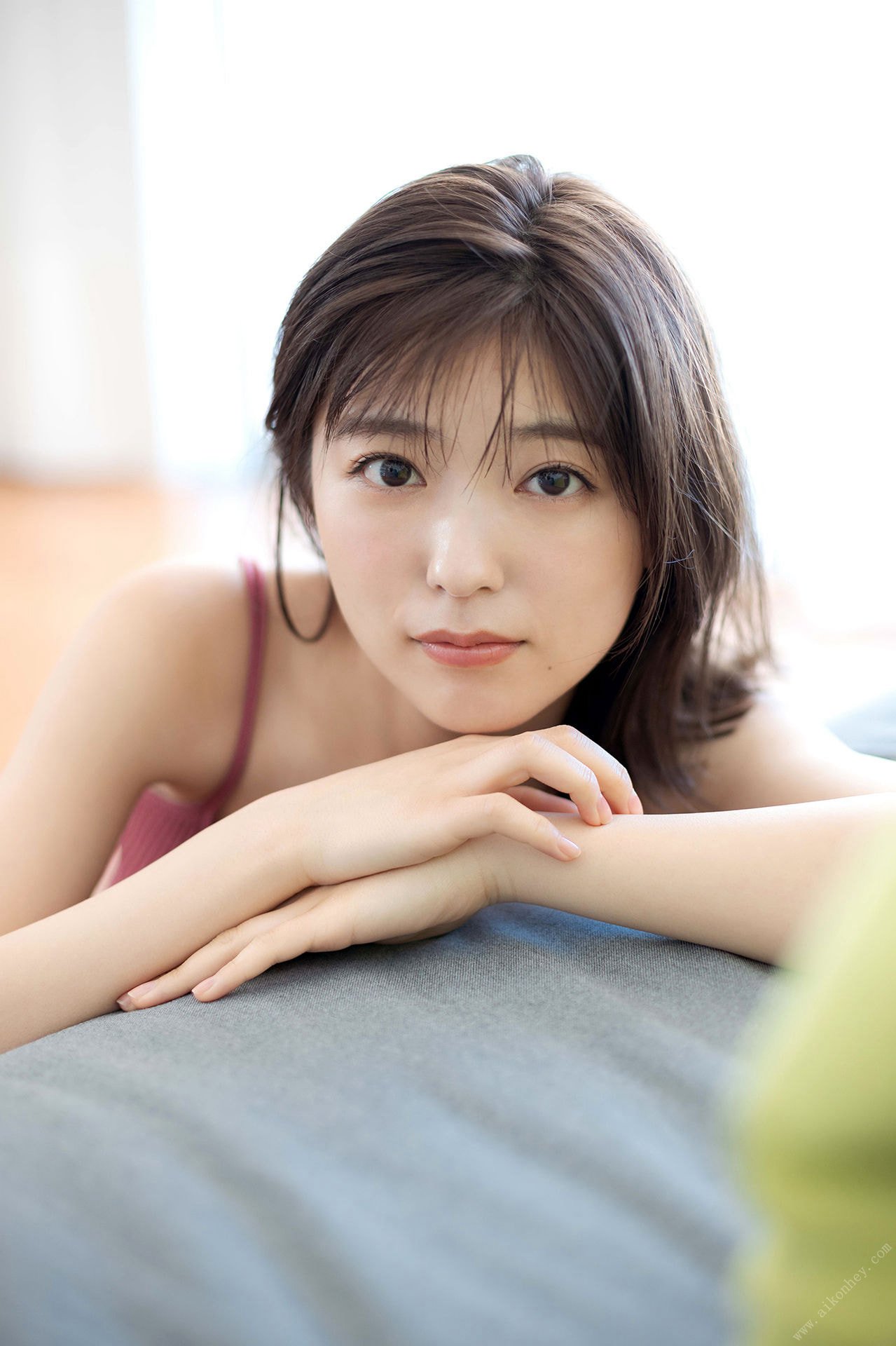 Kudo Miki Takahiro... FRIDAY Tata s photo collection