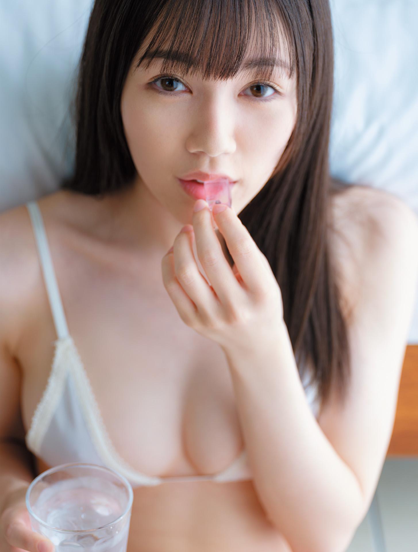 英索姆尼亞 涼森蕾姆 寫真集 41P
