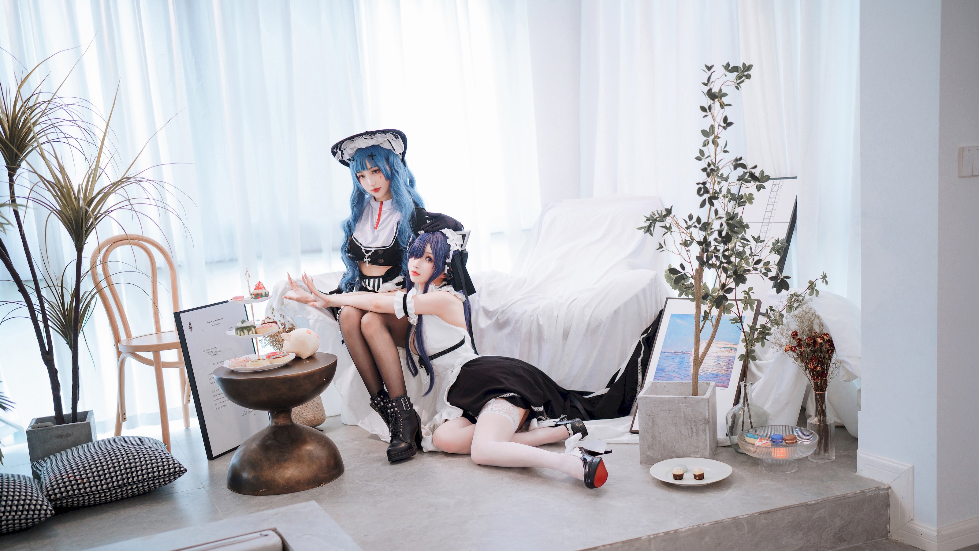 Rioko Liangliangzi - August's Maid