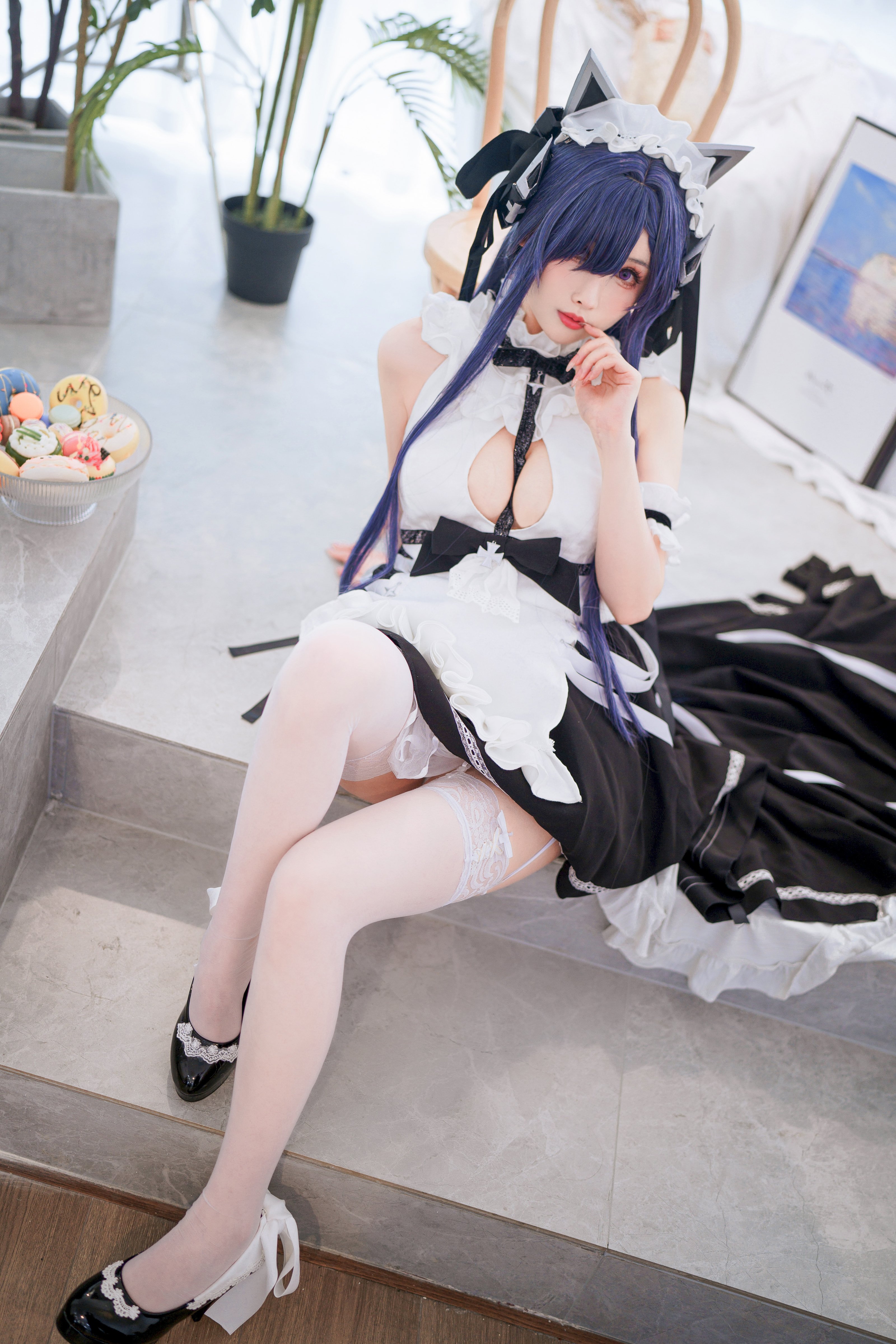 Rioko Liangliangzi - August's Maid