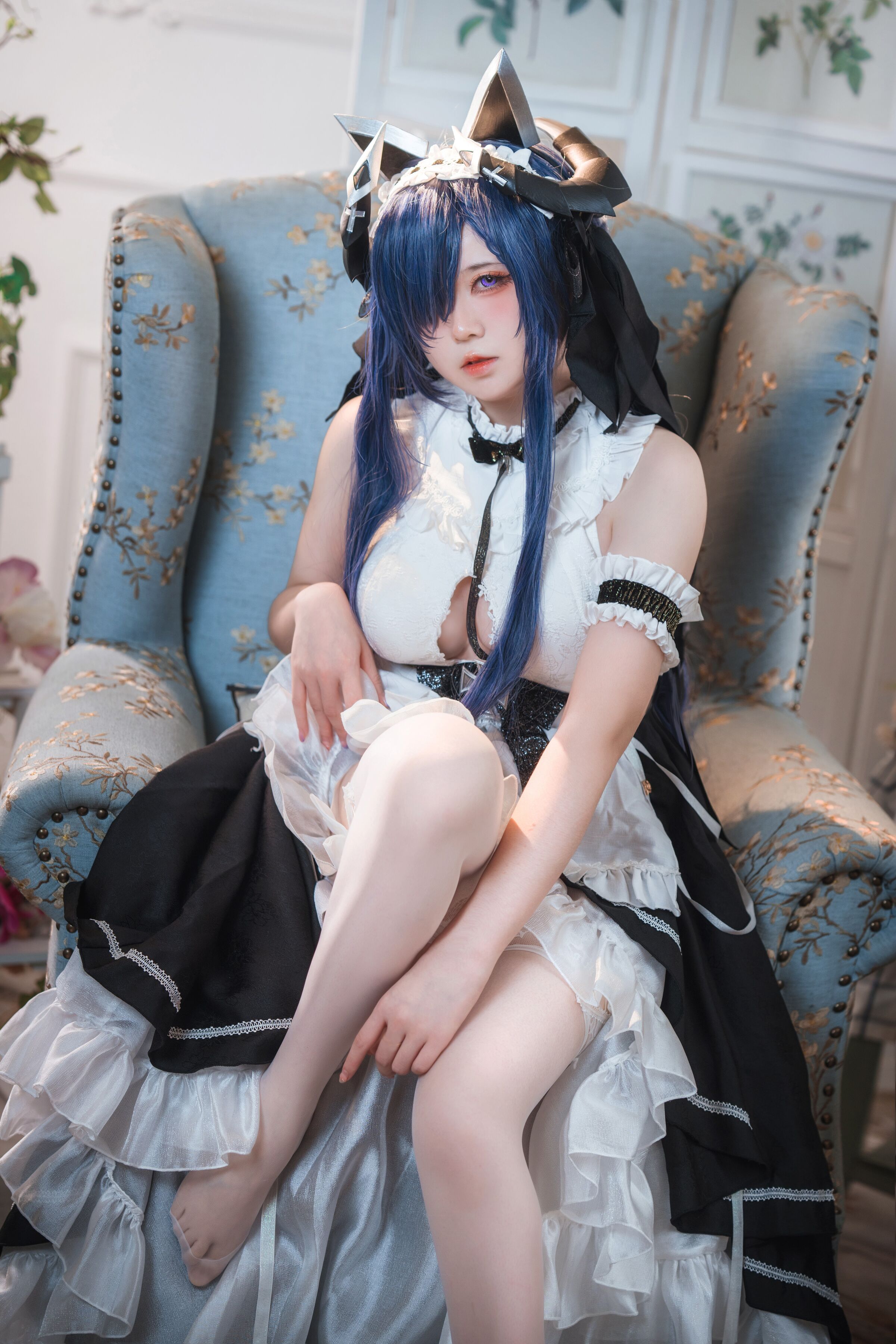 淵秧 奧古斯特女僕