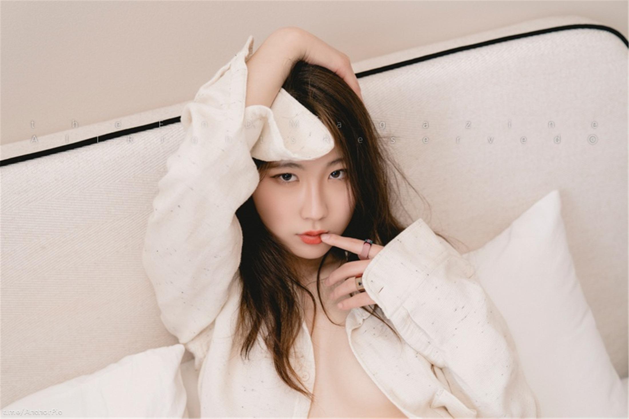 The End Magazine tác phẩm 205P