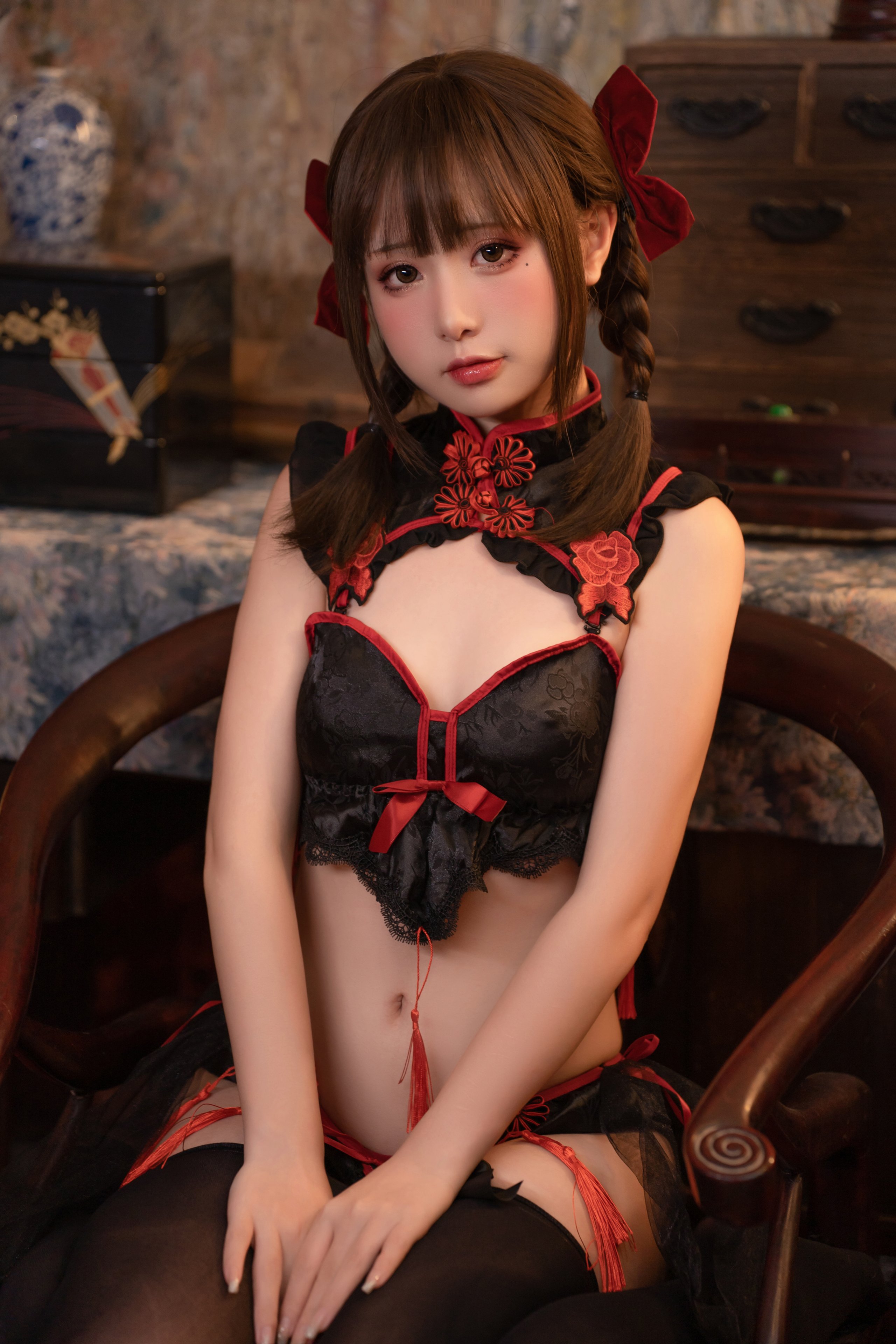 Explosive Machine Girl Meow Xiao Ji] Mirror Flower Water Moon