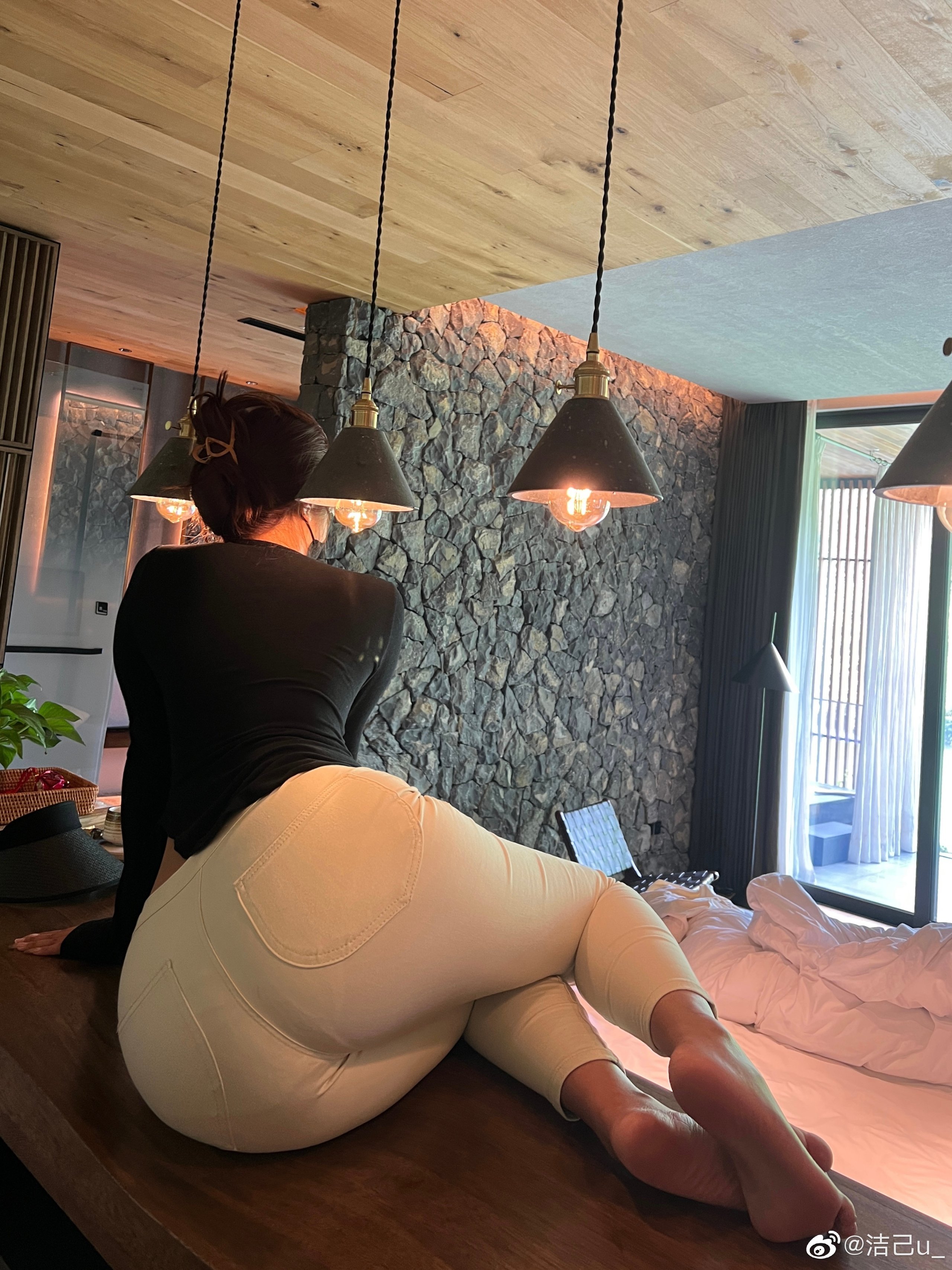 Vị Mật Quyền - Annie