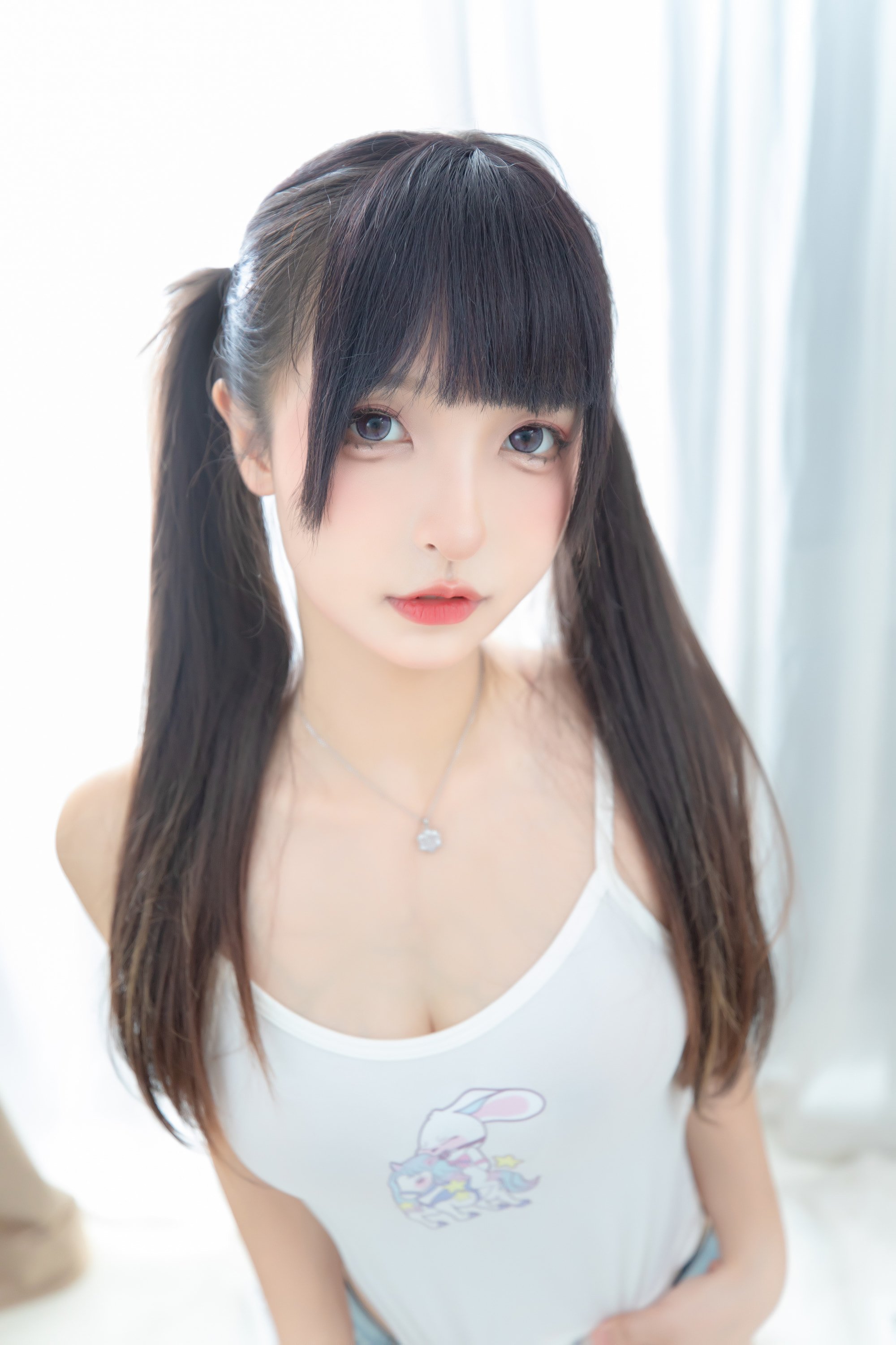 神楽坂真冬 - 牛仔兔兔