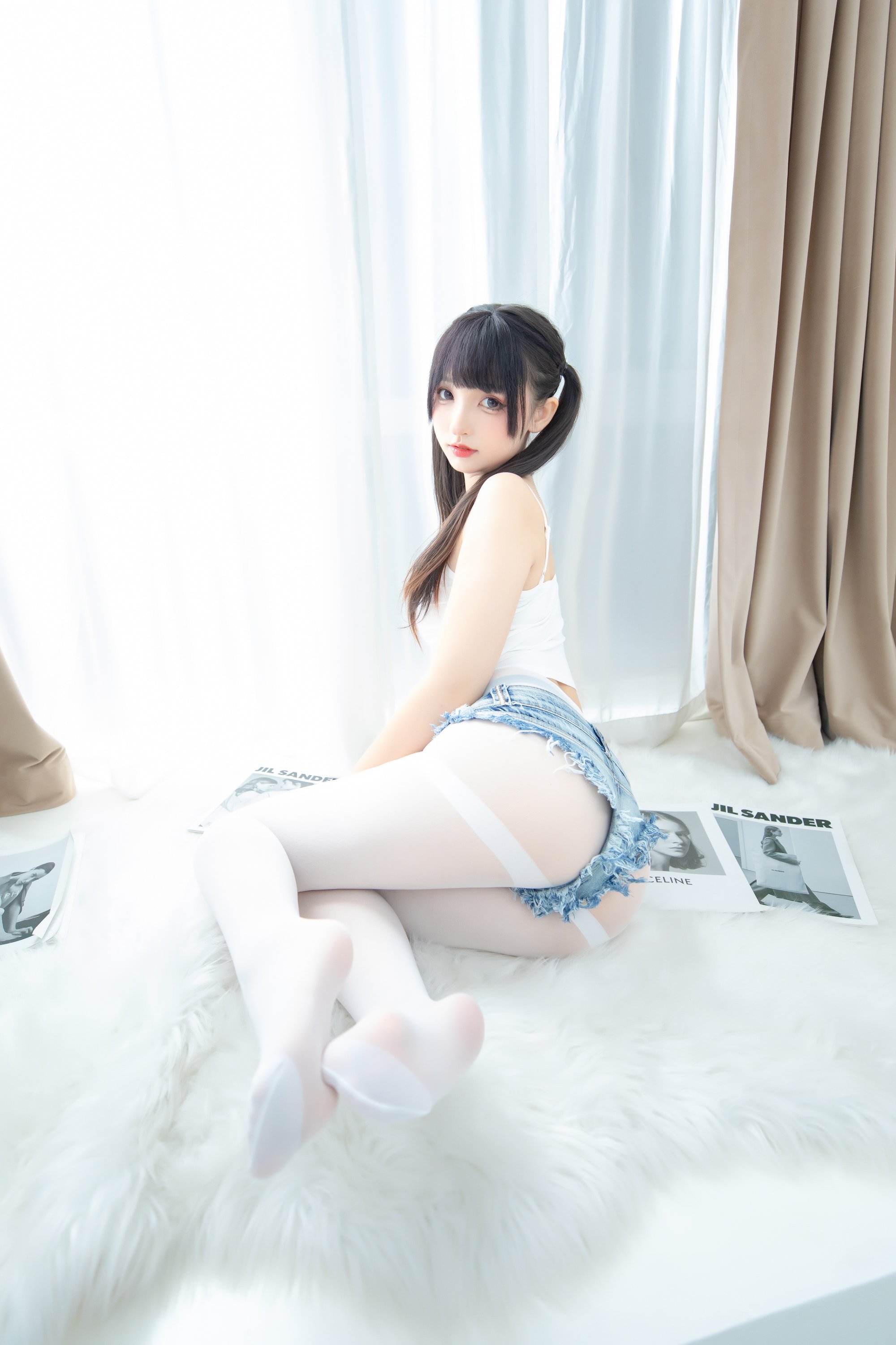 神楽坂真冬 - 牛仔兔兔