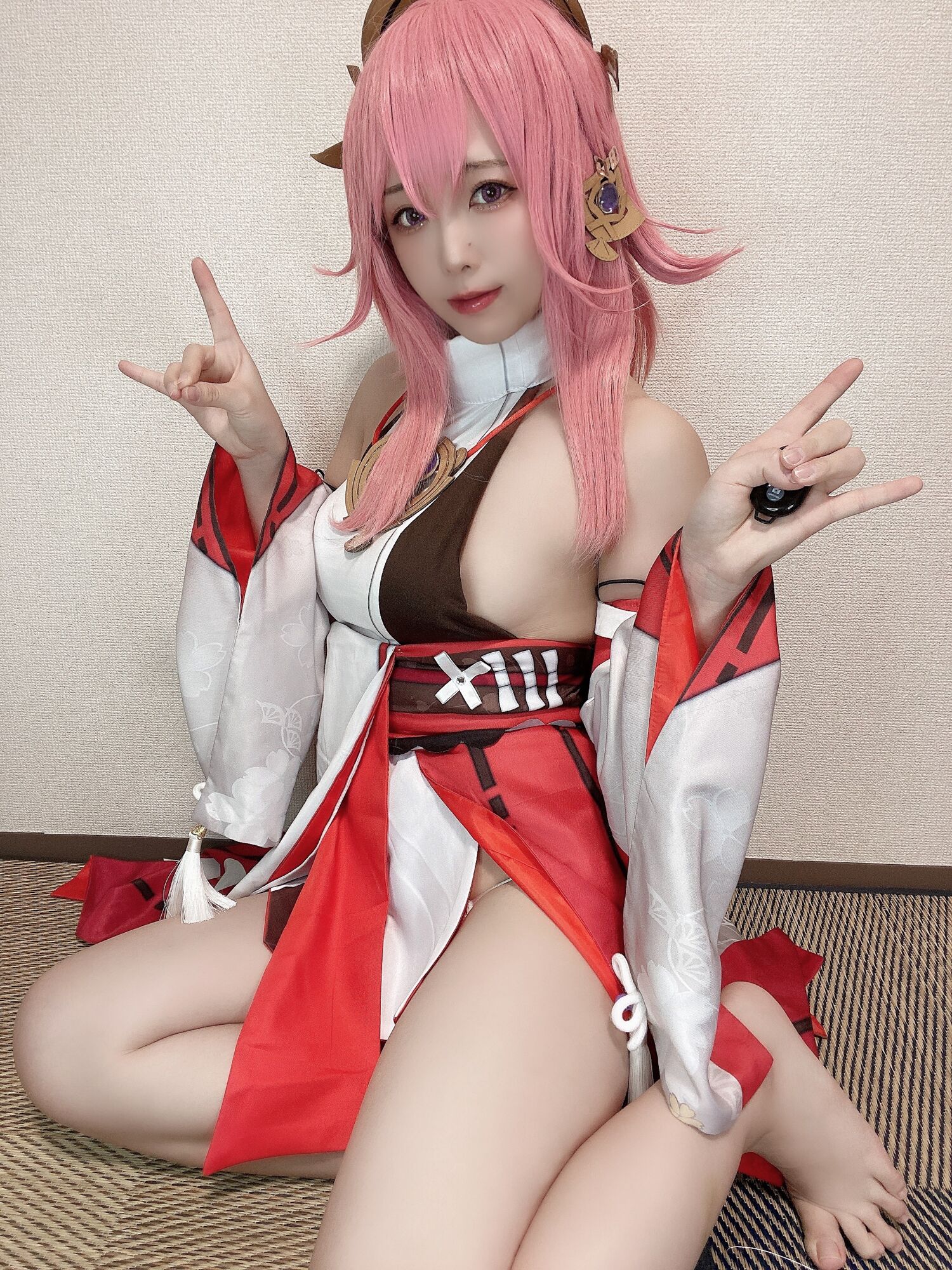 Rizuna - 八重神子コスプレ自撮り写真集