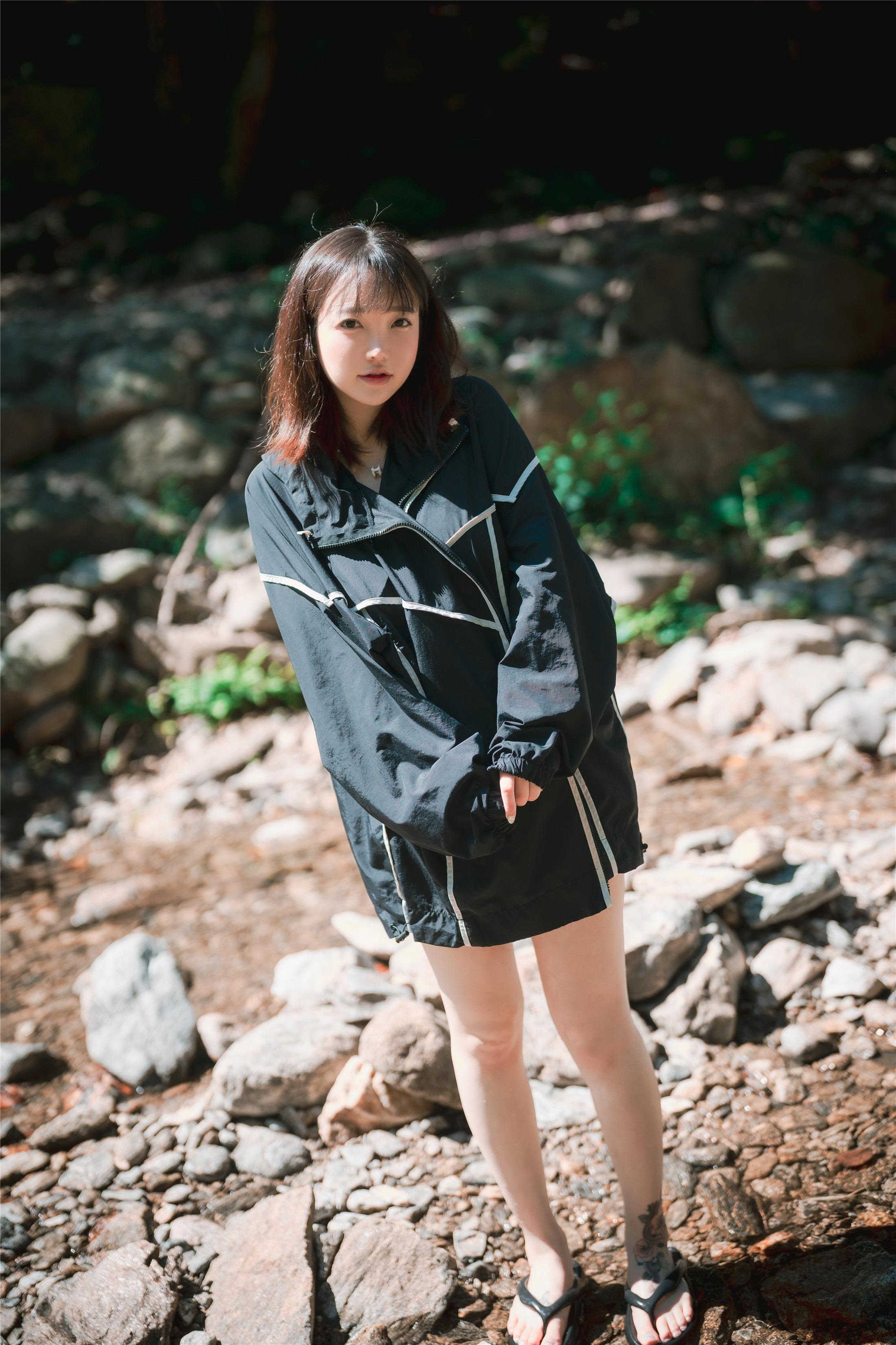 DJAWA フォト - Son Ye-Eun (손예은) - 自然の中の少女 120P