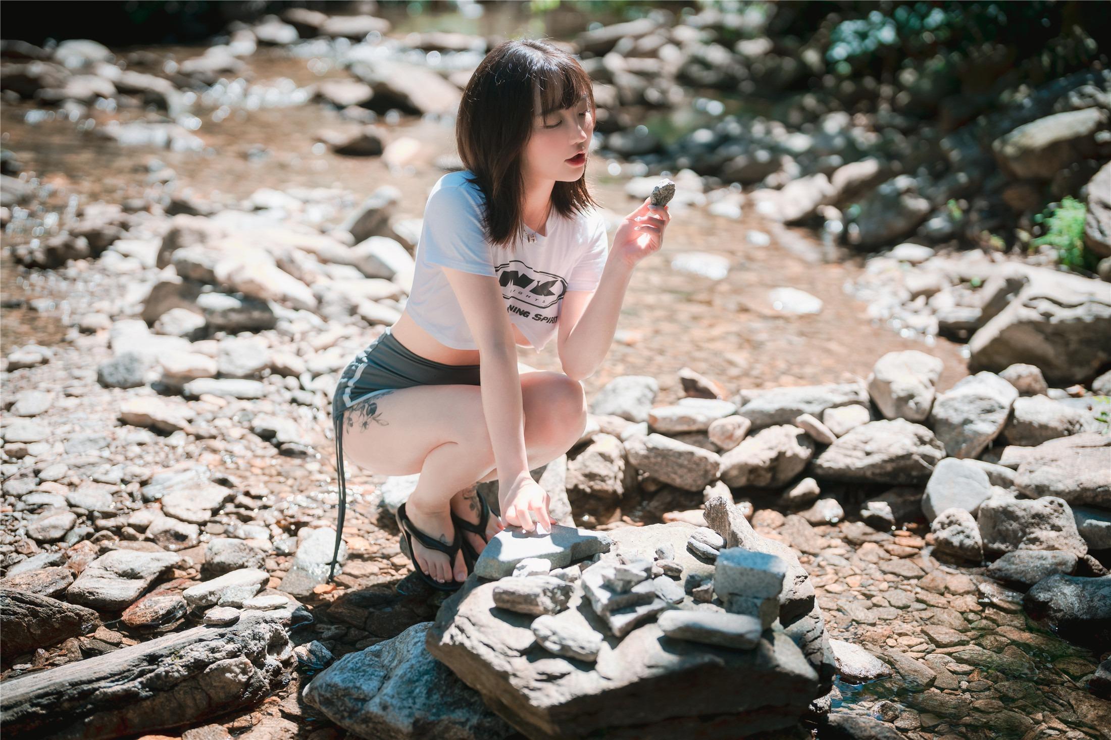 DJAWA フォト - Son Ye-Eun (손예은) - 自然の中の少女 120P