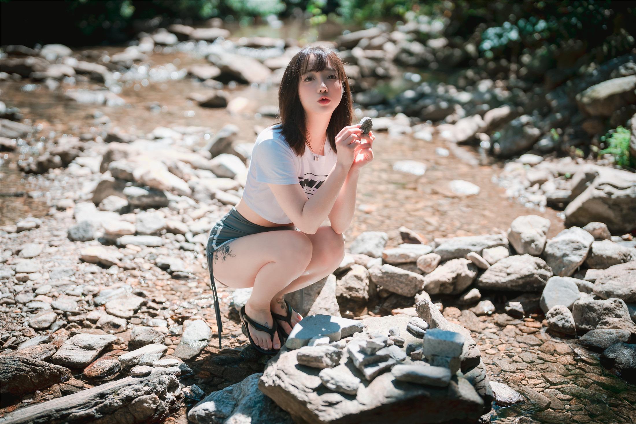 DJAWA フォト - Son Ye-Eun (손예은) - 自然の中の少女 120P