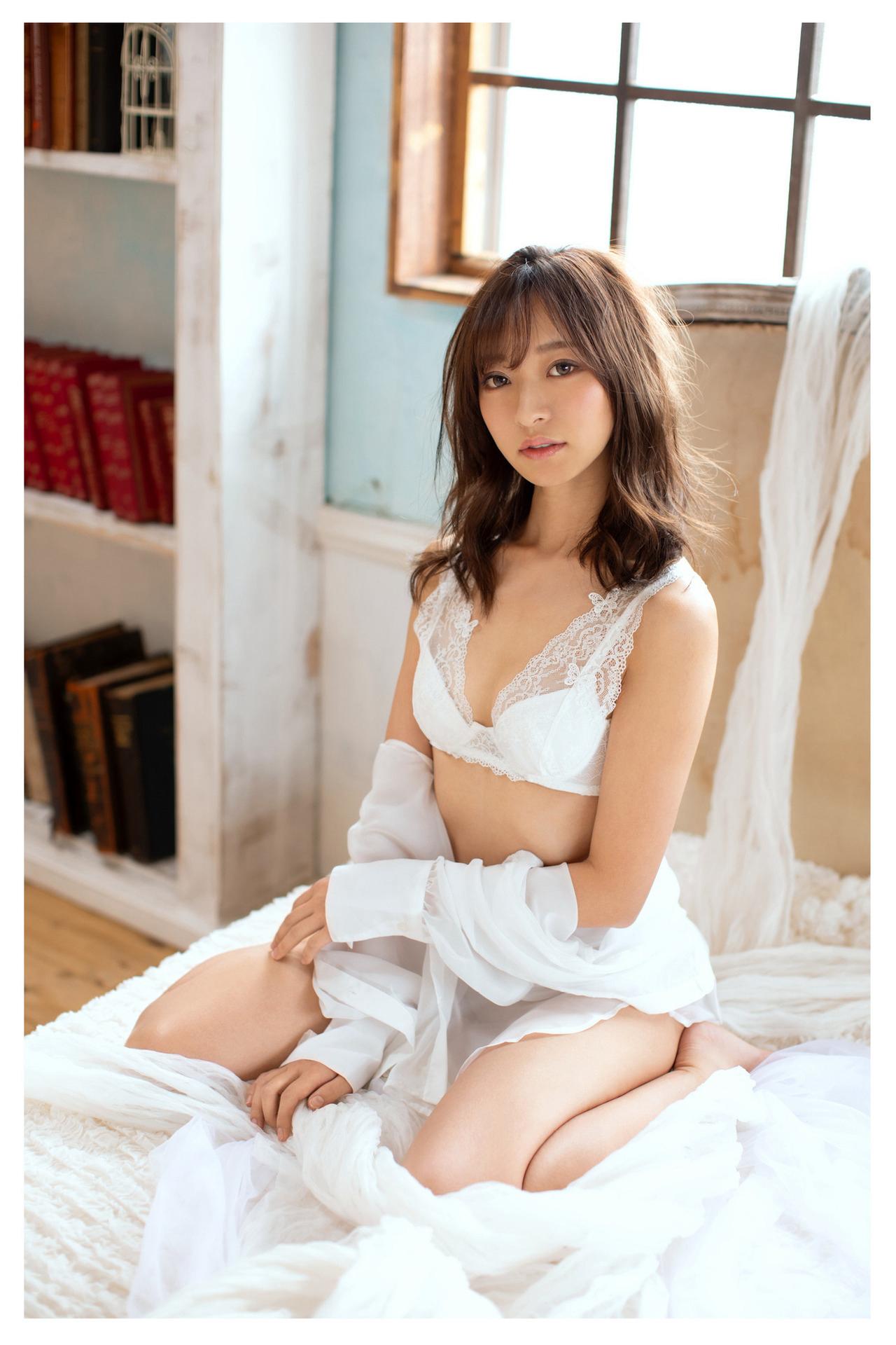 First Nude: First Undressing Ryukawa Yu