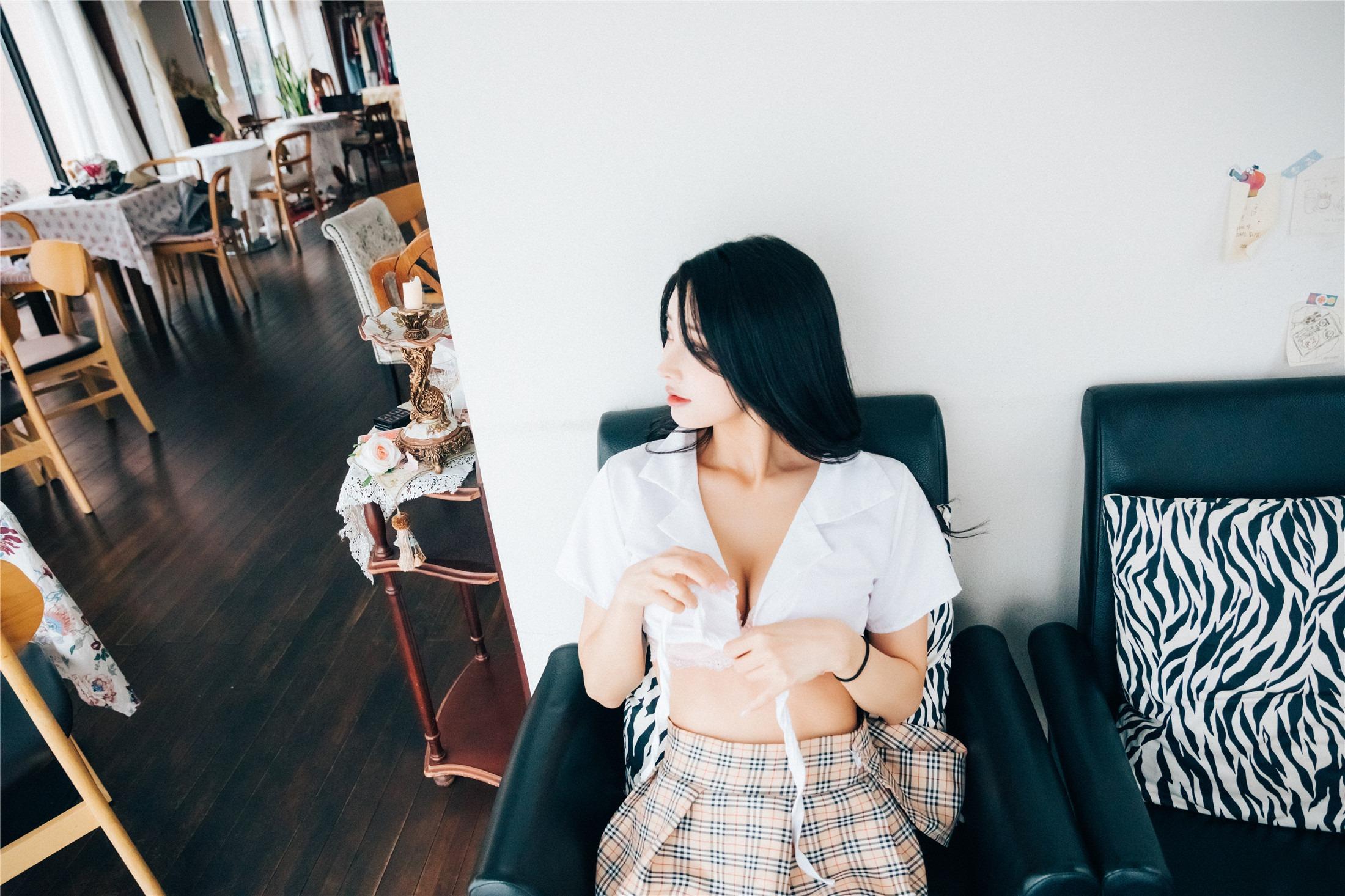[Loozy] Yeonyu - First play 164P