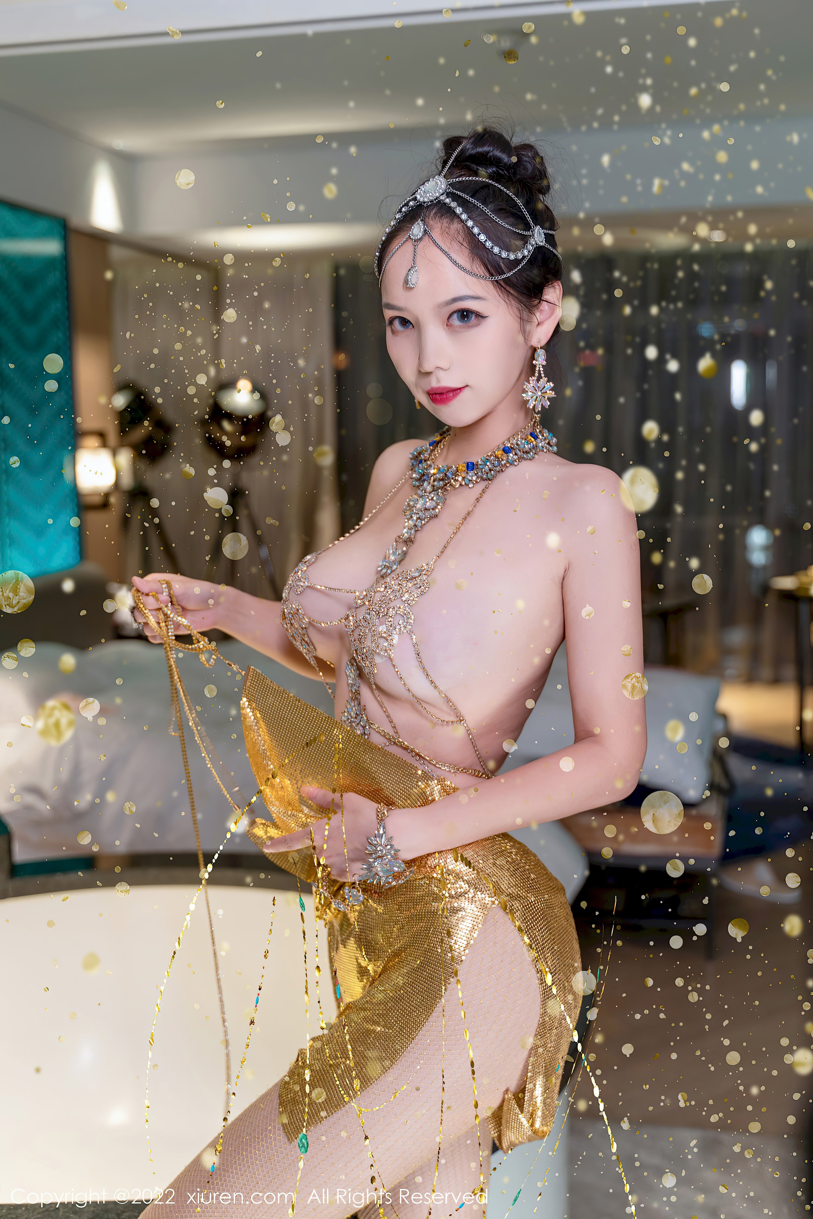 XIUREN 쇼인넷] 2022.09.08 NO.5559 큰 미녀