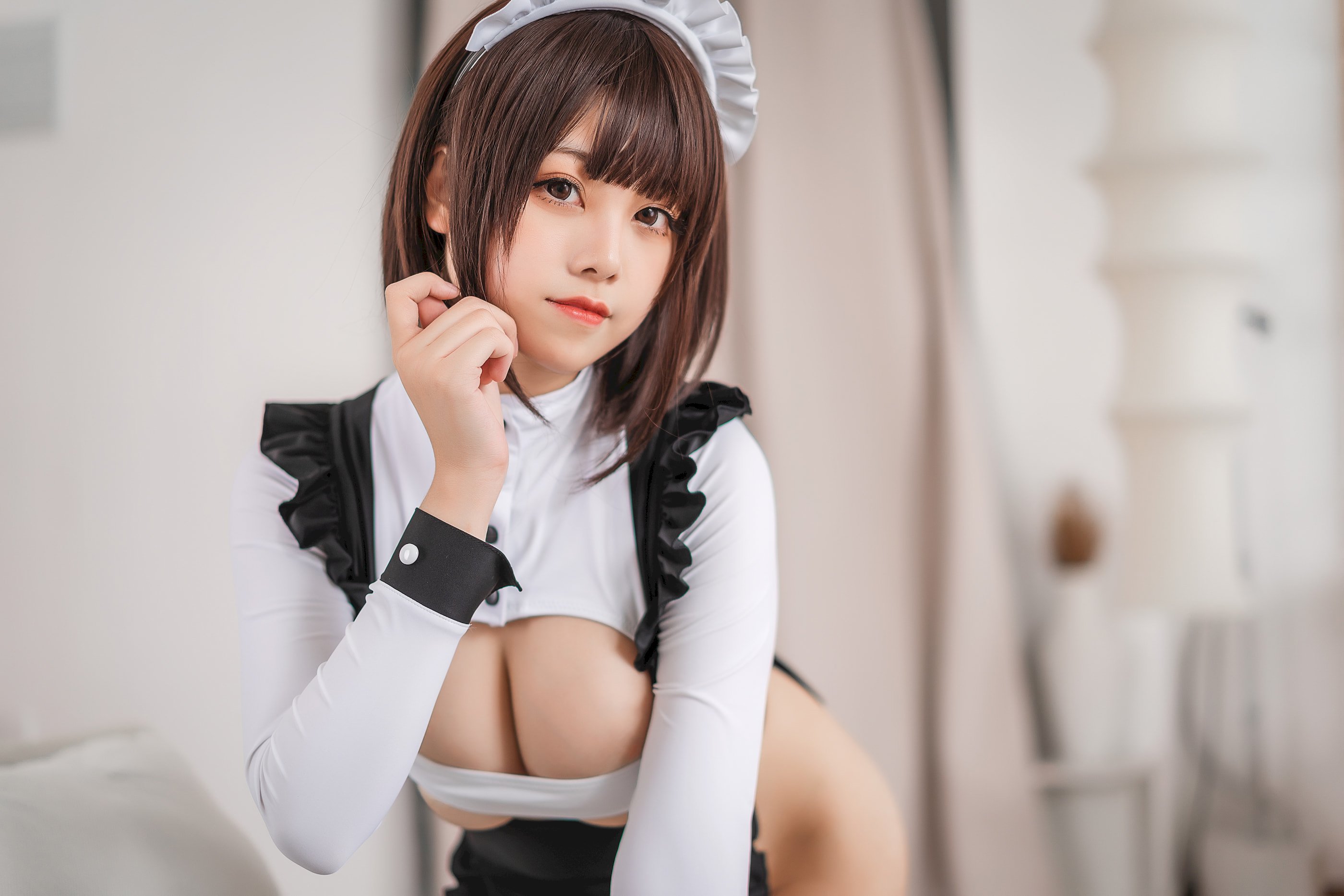 蜜汁貓裘 - 高叉女僕