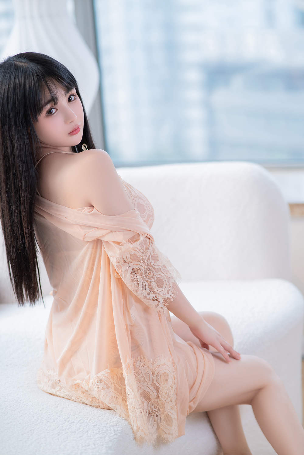櫻井寧寧 人妻睡衣
