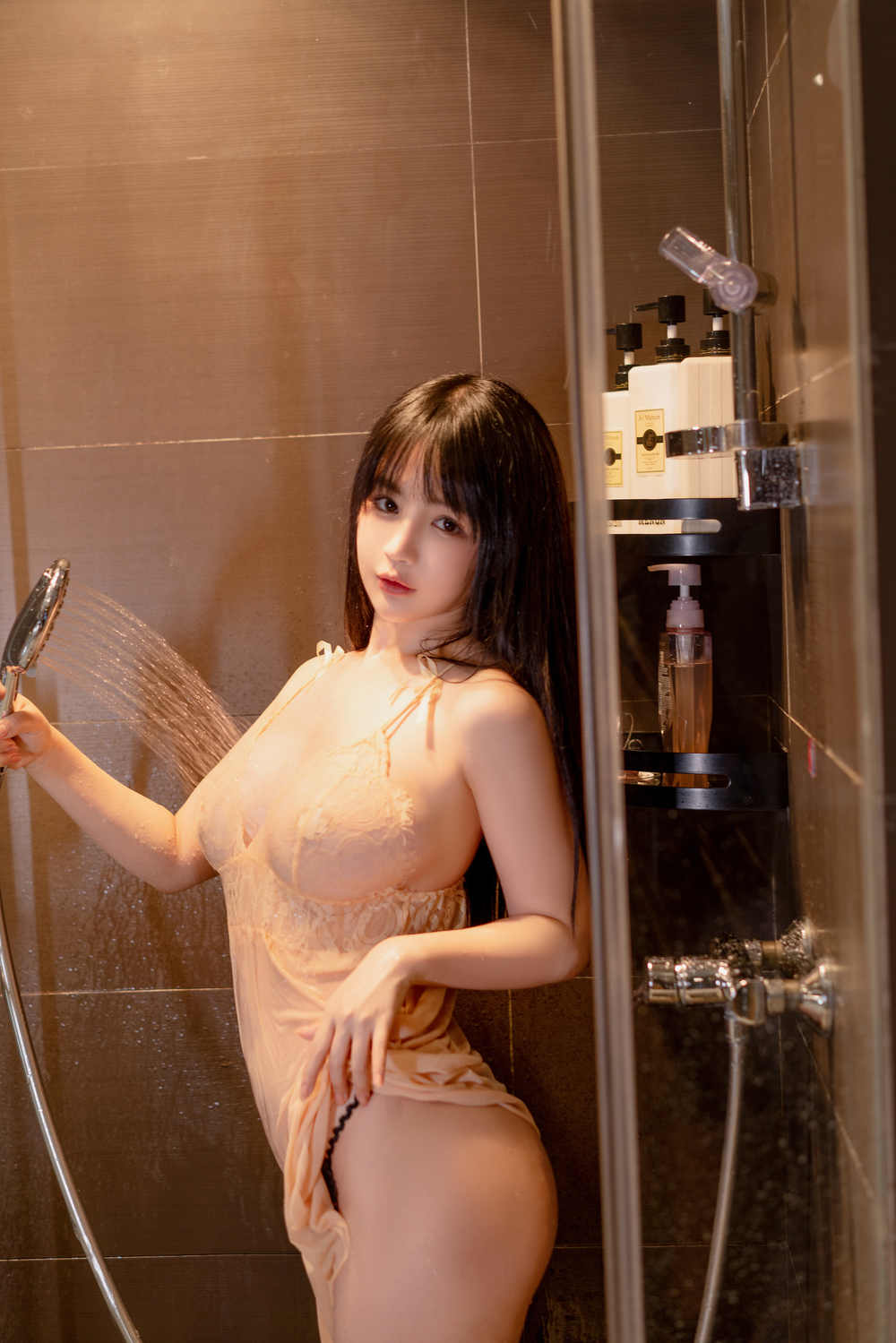 桜井寧寧 人妻睡衣