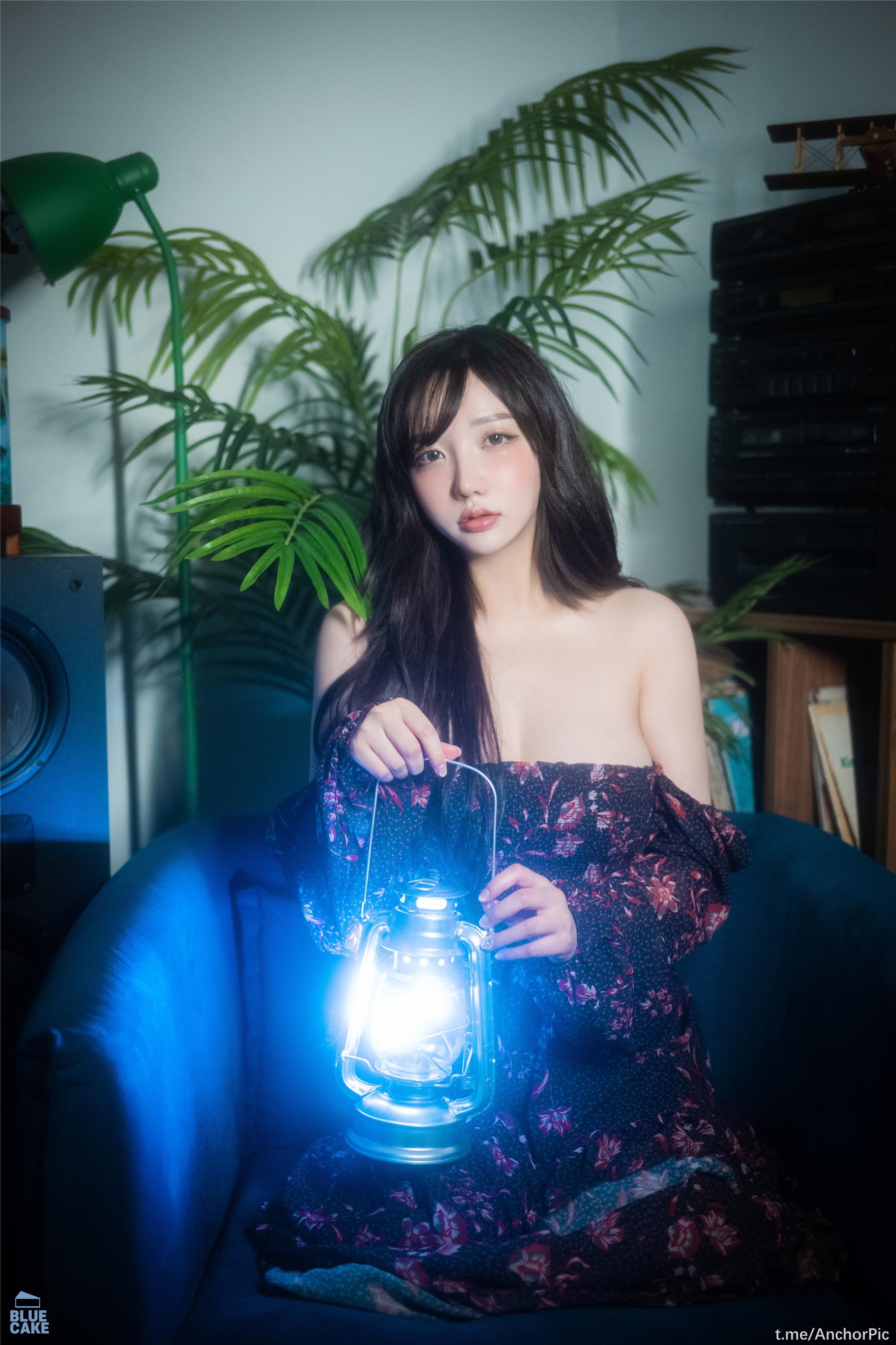 BLUECAKE] Son Ye-eun - Nothing RED+ 91P