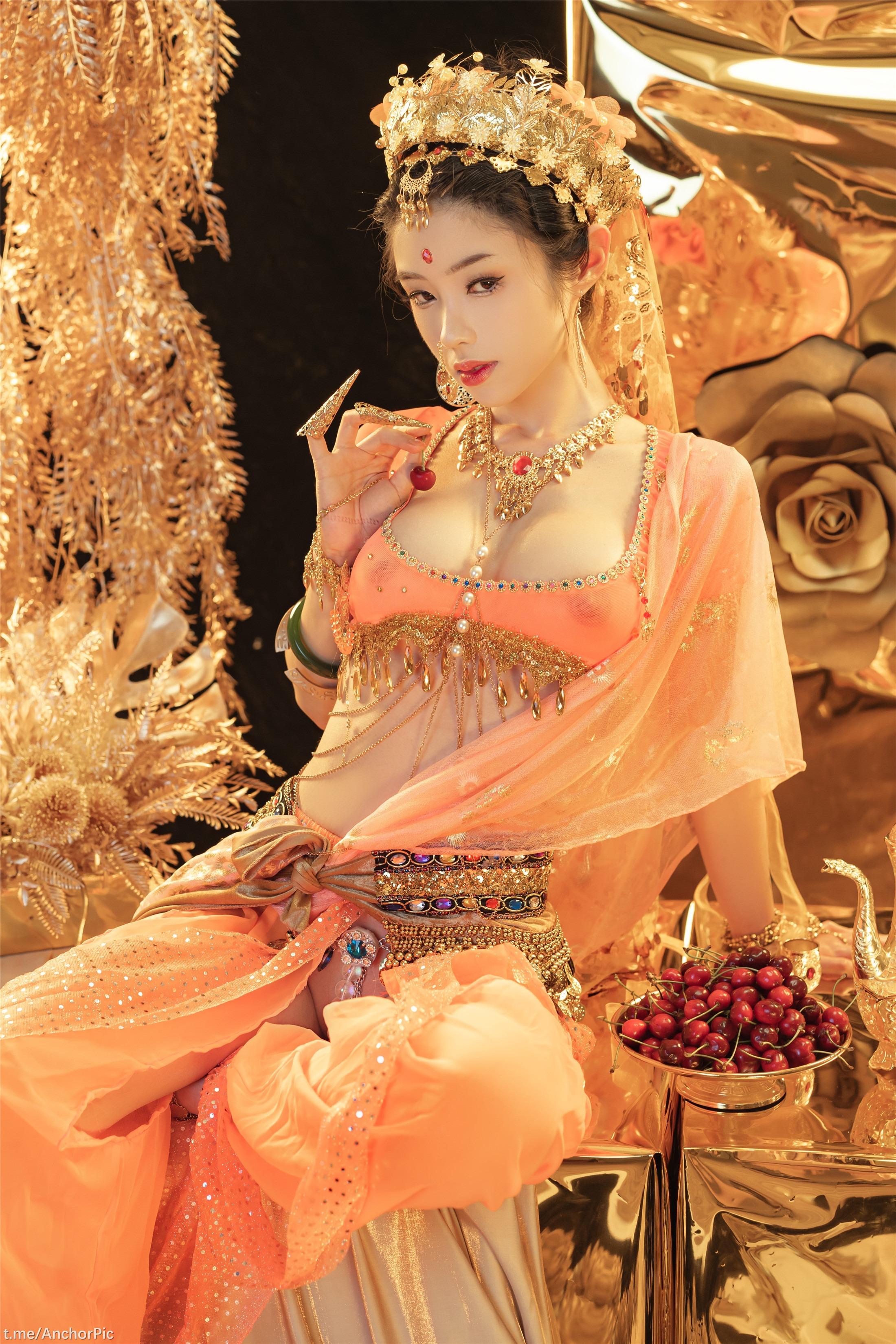 Miao Xiao Ji và Hợp kim Titan TiTi - Cô gái Thiên Trúc 168P