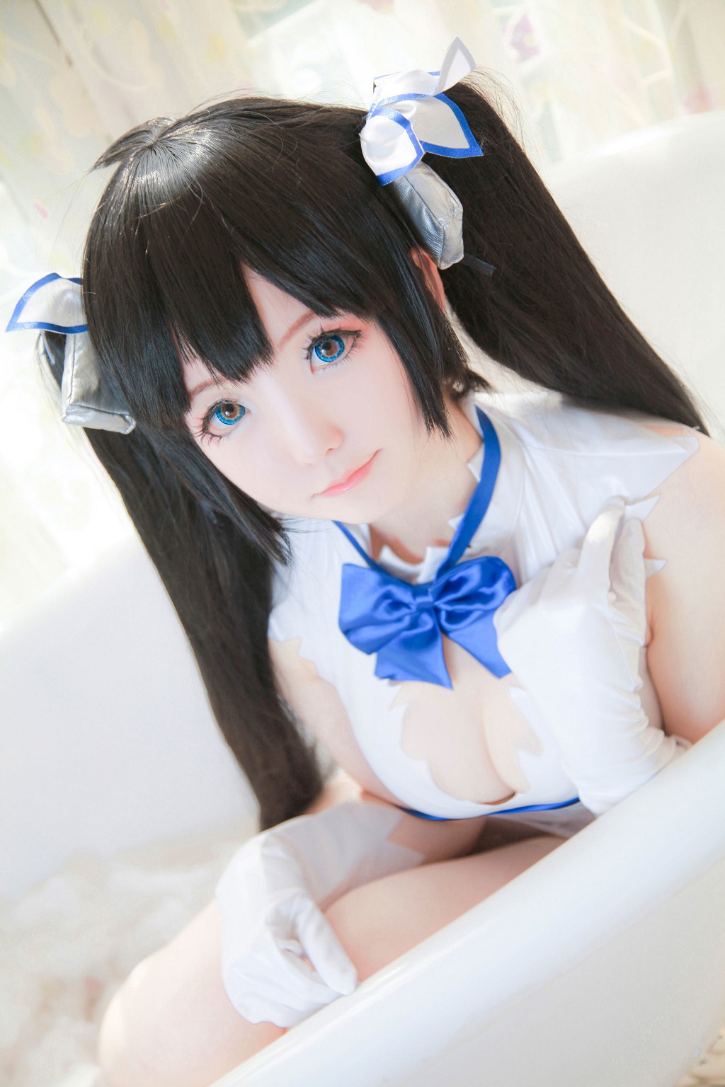COSER Yi Xiao Yang Ze "Hestias + Black Rabbit + Private Photo" [Cosplay Beauty] Photobook [41P