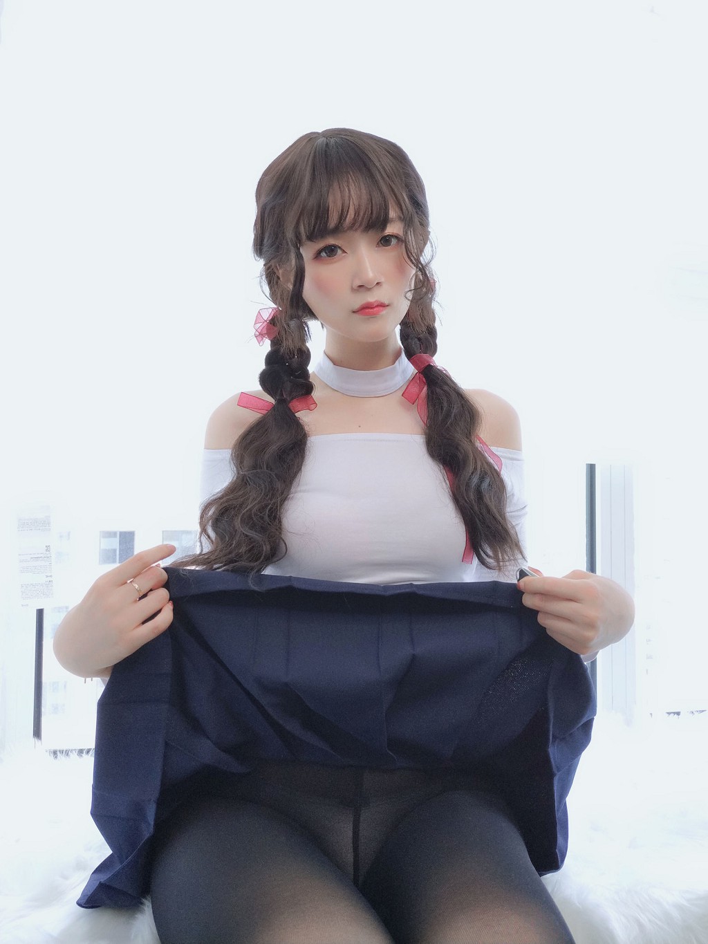 COSER白銀81《鄰家大姐姐的黑絲2》 [Cosplay少女] 寫真集[45P