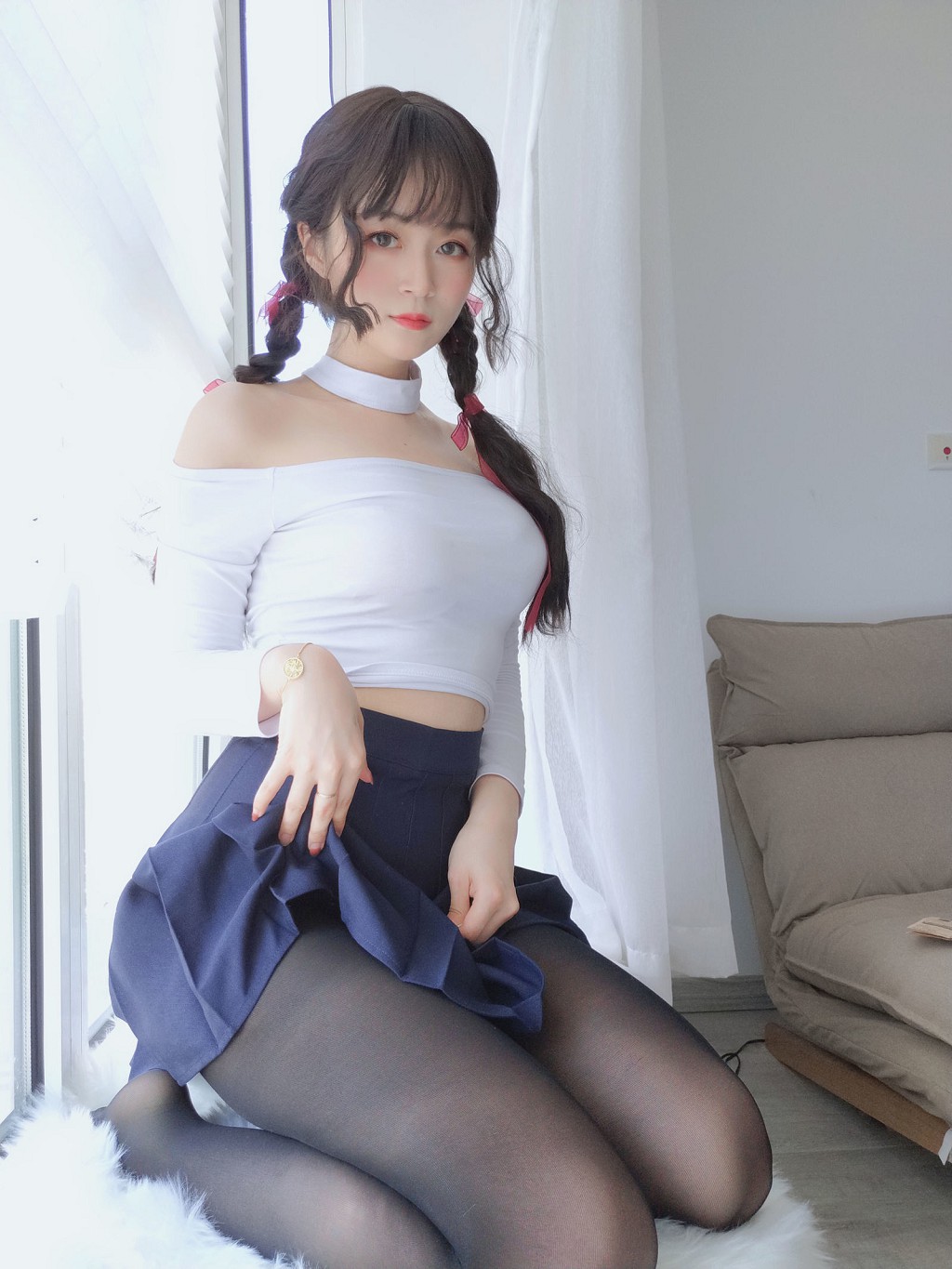 Coser Baiyin 81 "The Girl Next Door Big Sister's Black Stockings 2" [Cosplay Girl] Photobook [45P