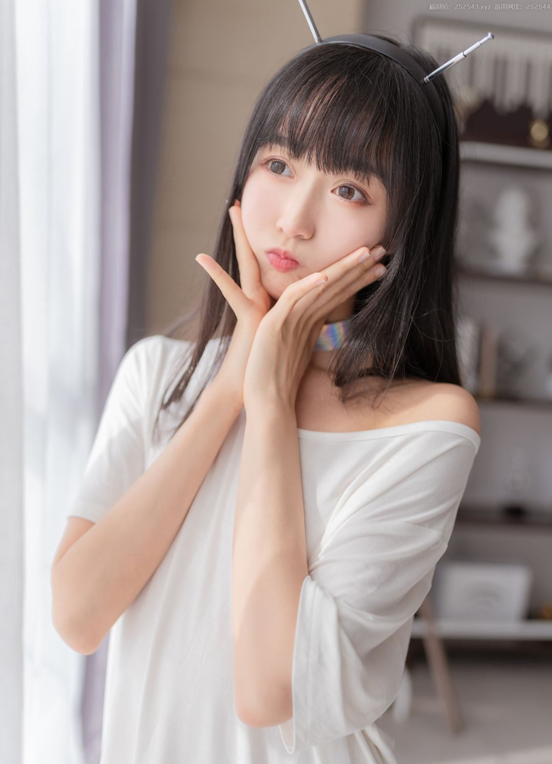 コスプレ極品ブラックストッキング大スケール超エロホワイトストッキング美脚美女福利画像