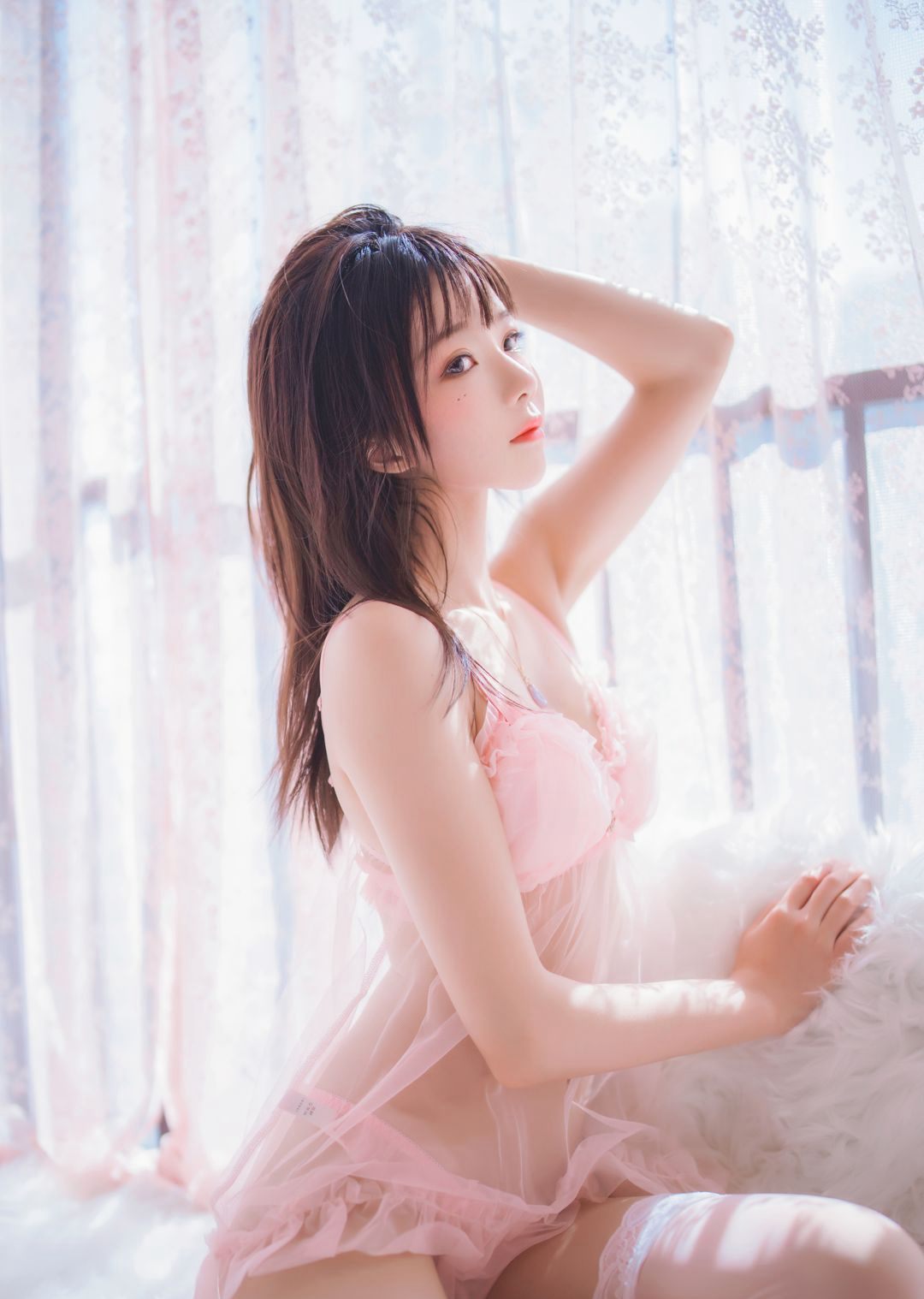 性感粉嫩的Cosplay美女極品白絲足控森羅財團