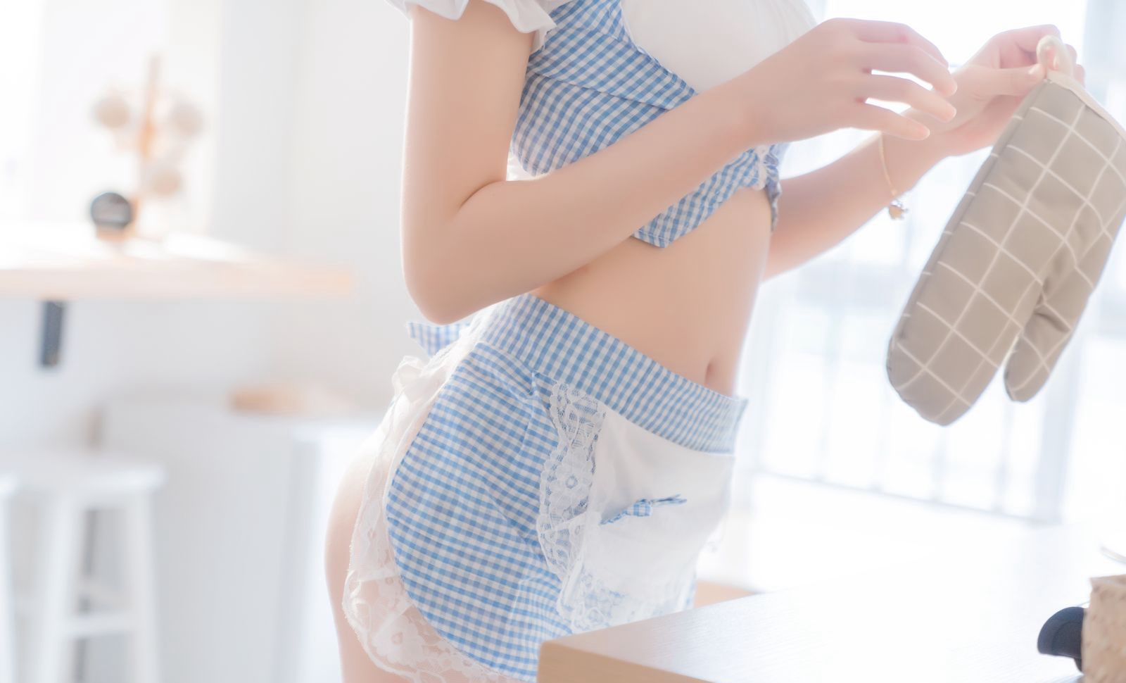 JK白絲襪美腿高顏值嫩白皮膚coser大尺度Cosplay