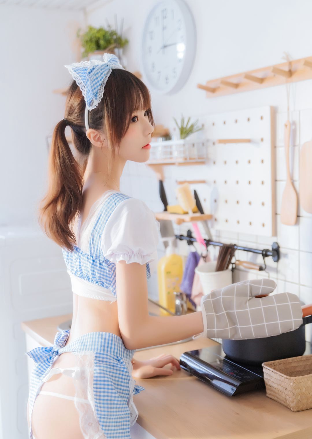 JK白絲襪美腿高顏值嫩白皮膚coser大尺度Cosplay
