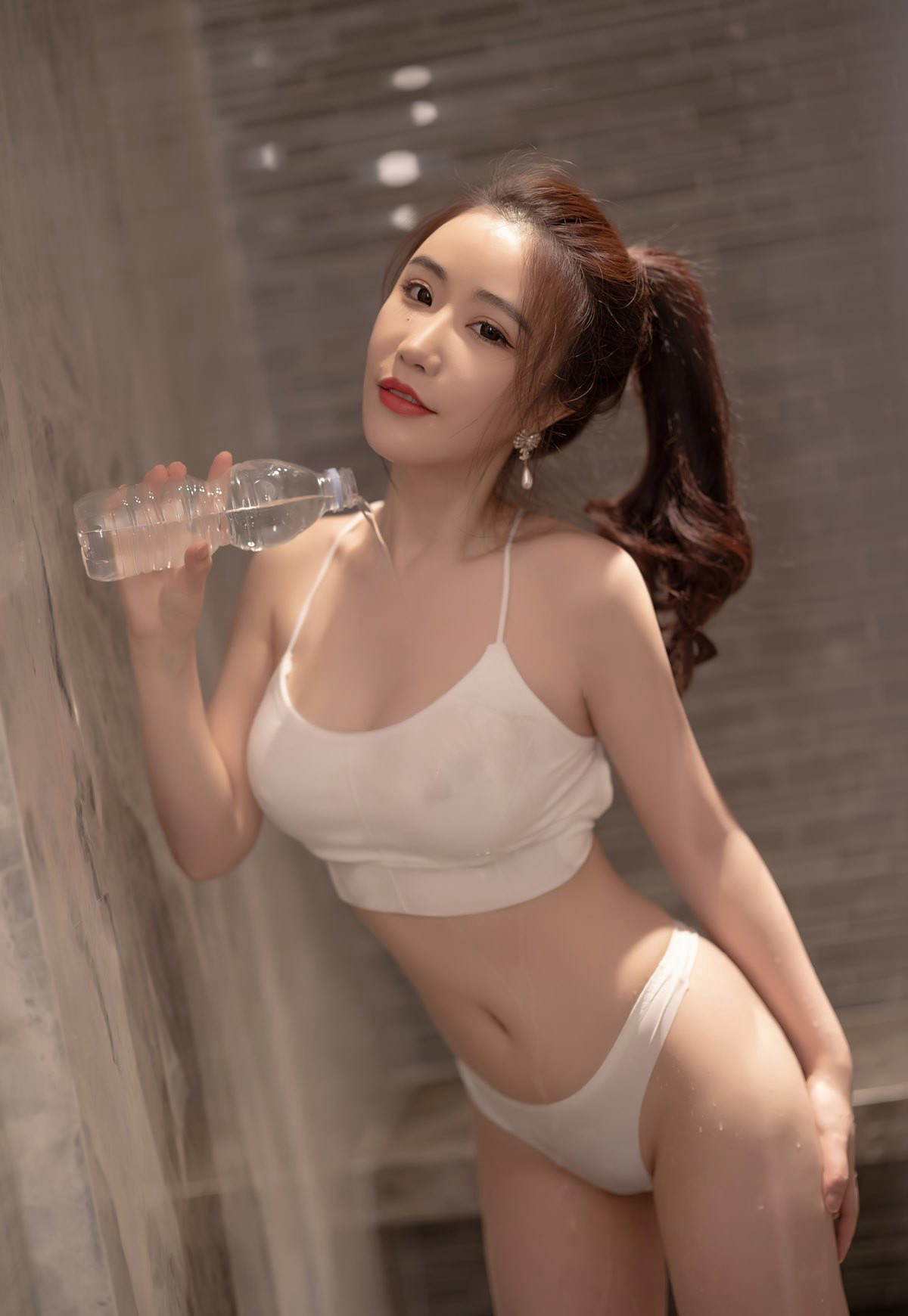 切麗緋月櫻極度誘惑超大美胸風騷丁字褲高翹臀健身小姐姐