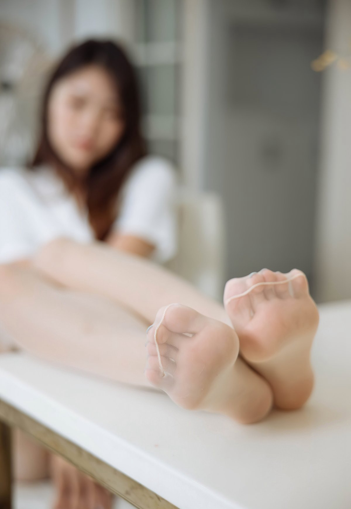 可樂維奇豐滿白嫩大腿性感肉絲玉足高跟性感絲襪無內