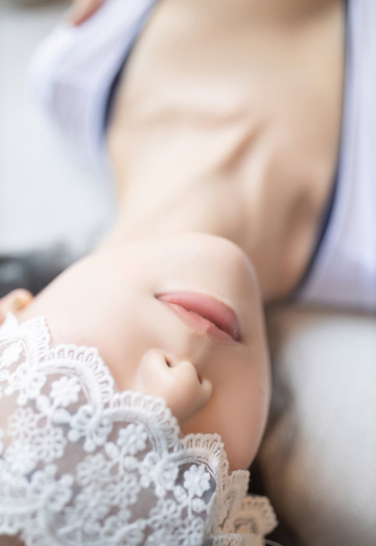 高就酒店蒙眼睛美少婦白絲美女性感美腿高跟絲襪無內誘惑丁字褲