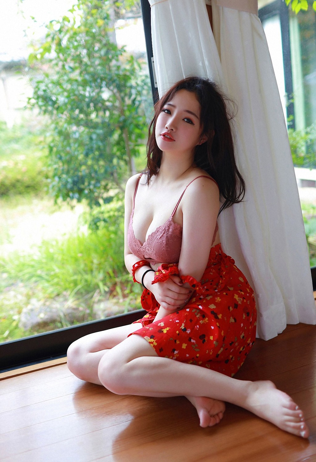 徐凱克清純不失性感的童顏巨乳少女