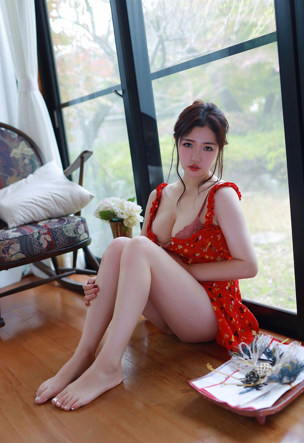 ซูเค้ก สาวน้อยบริสุทธิ์แต่ยังคงความเซ็กซี่ หน้าตาเด็ก หน้าอกใหญ่