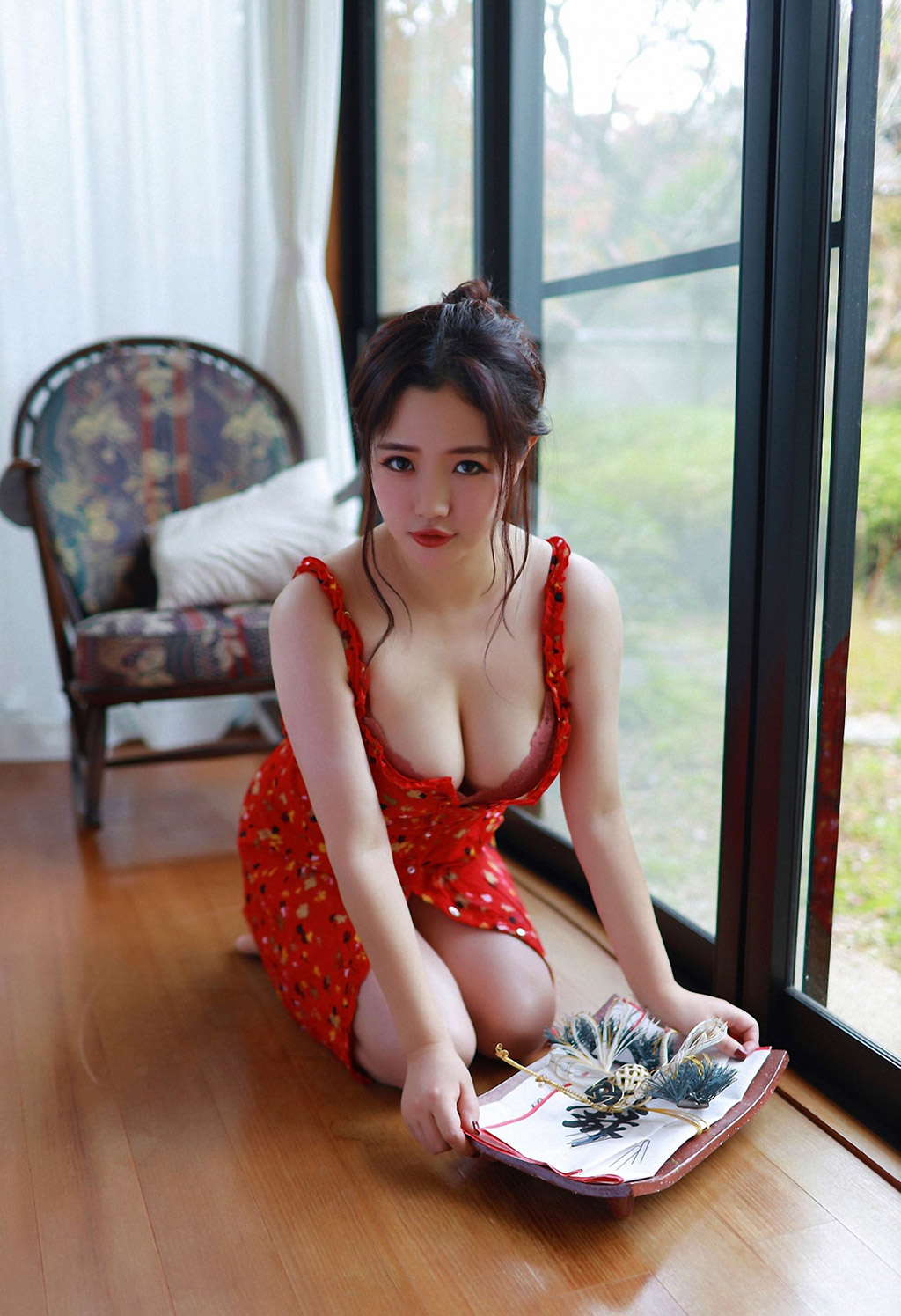ซูเค้ก สาวน้อยบริสุทธิ์แต่ยังคงความเซ็กซี่ หน้าตาเด็ก หน้าอกใหญ่