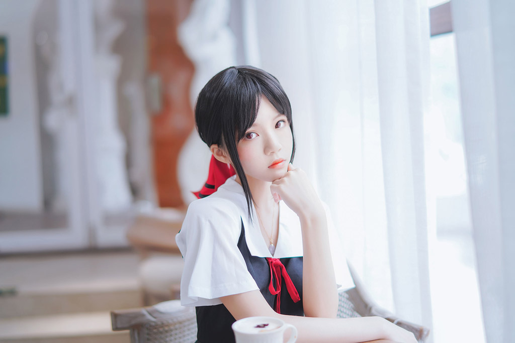 櫻桃喵《四宮輝夜》 [蘿莉COS] 寫真集[10P