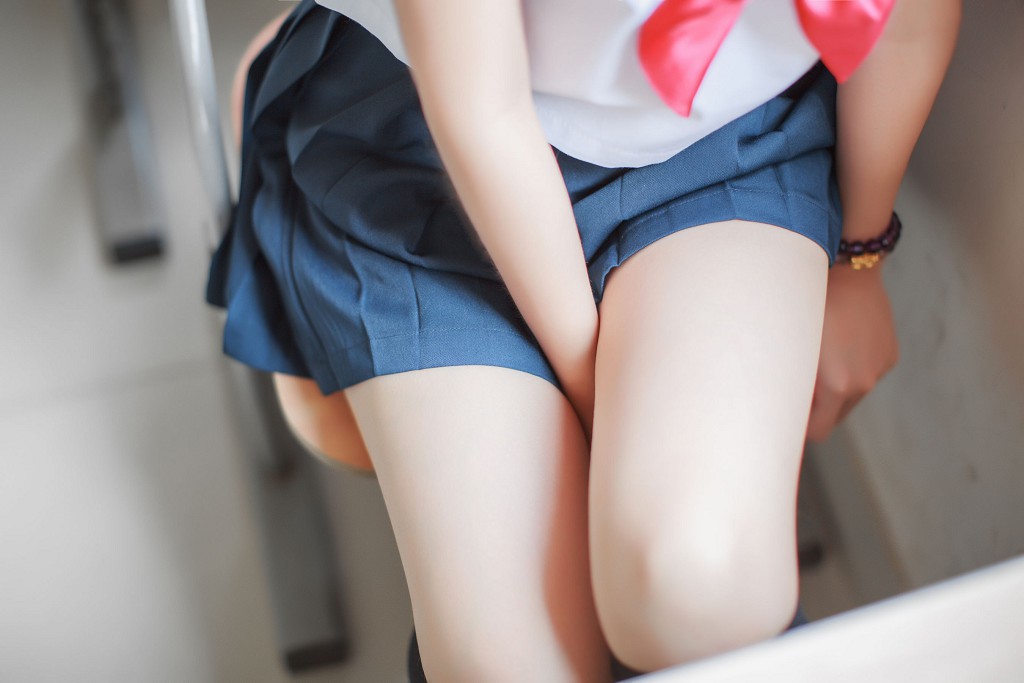疯猫ss《同級生のセーラー服》 [ロリコス] 写真集[41P