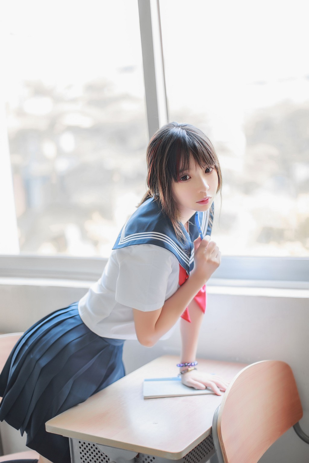 疯猫ss《同級生のセーラー服》 [ロリコス] 写真集[41P