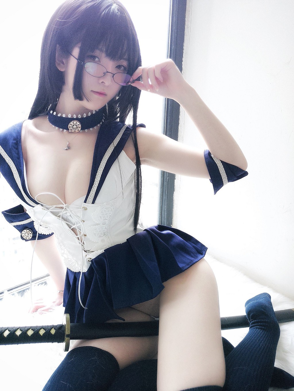 一小央澤《武士刀與水手服 女僕鳶一折紙》 [Cosplay美女] 照片集[31P